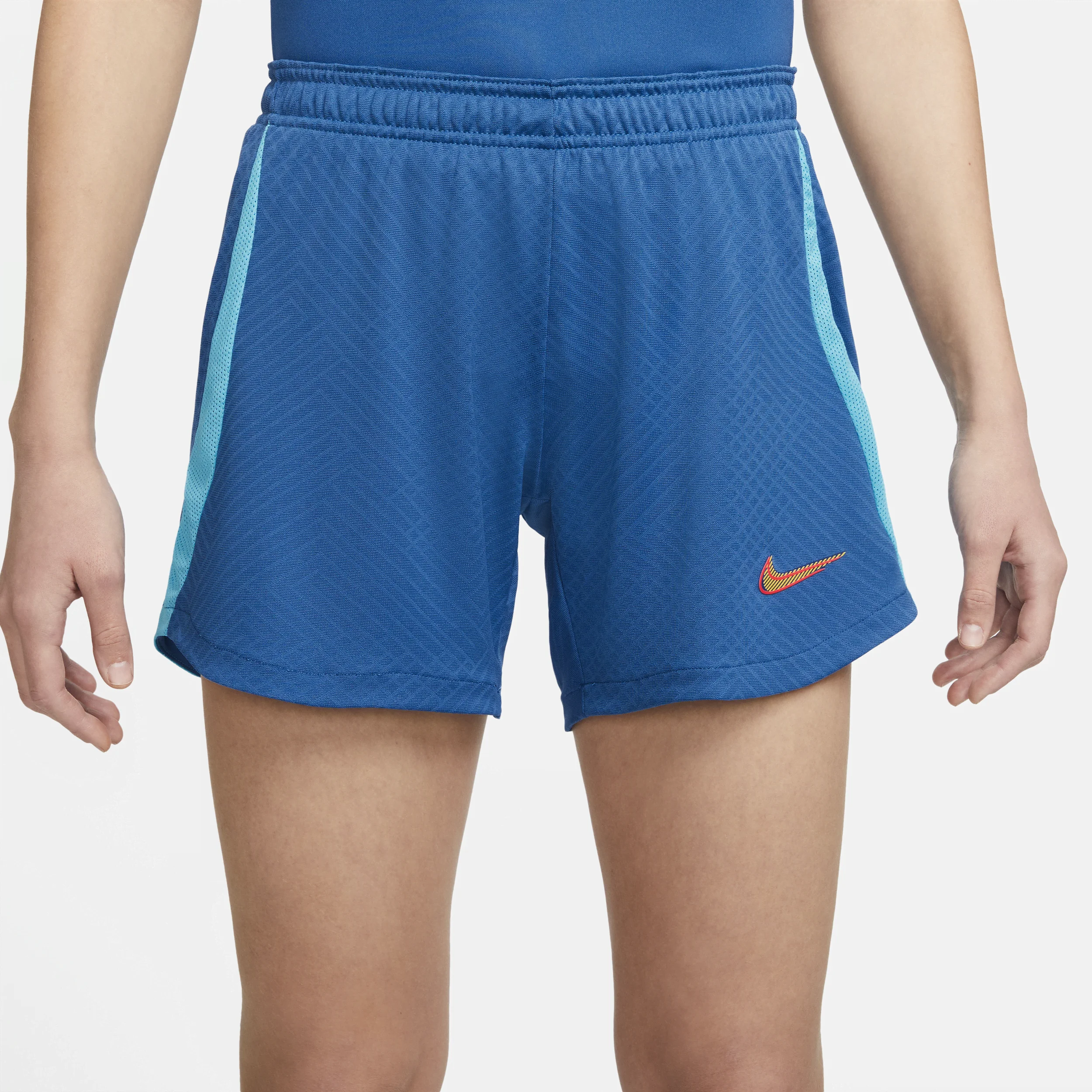 شورت ورزشی زنانه نایکی Dri-FIT Strike