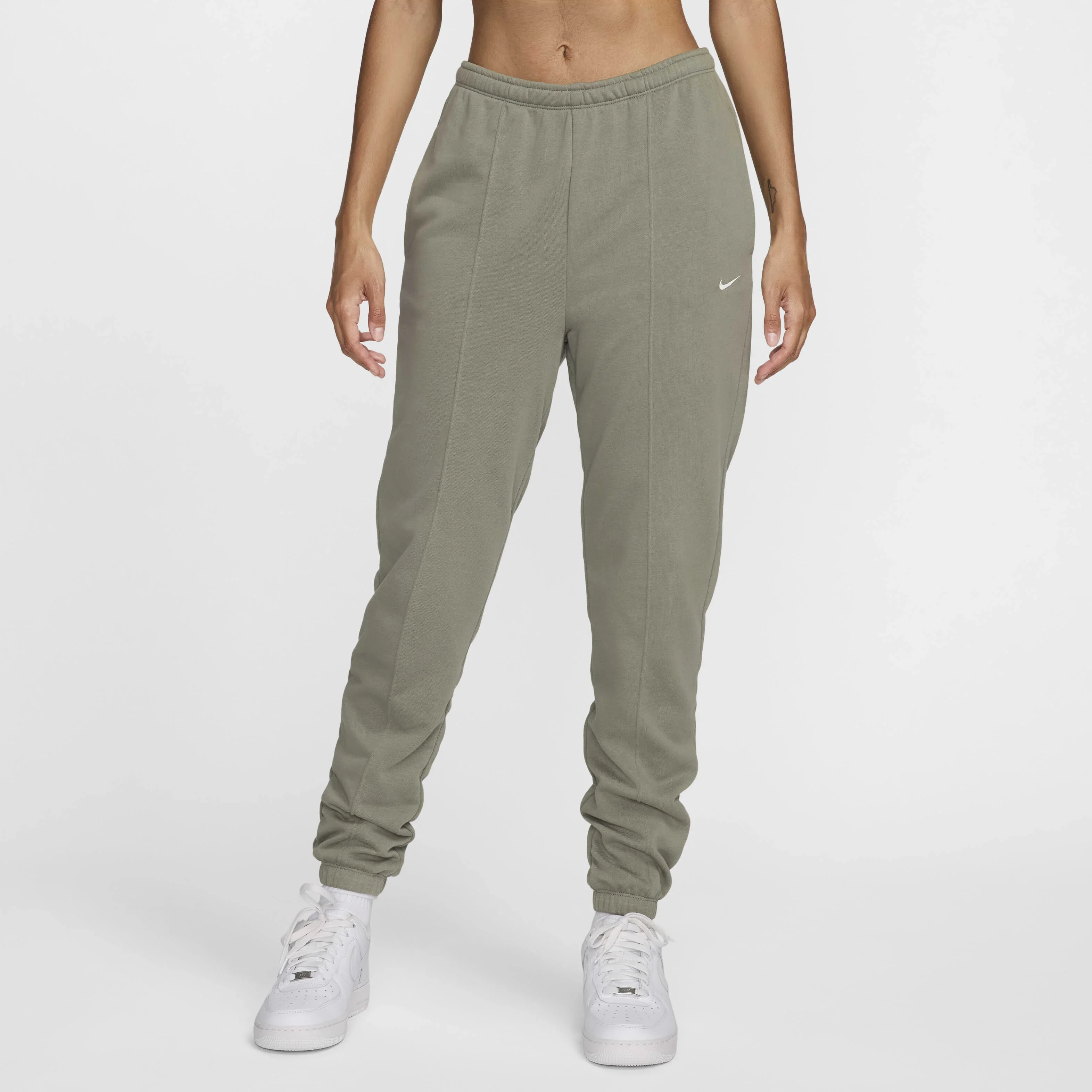 شلوار ورزشی زنانه نایک اسپرتس ویر Chill Terry با کمر بلند و پارچه French Terry
