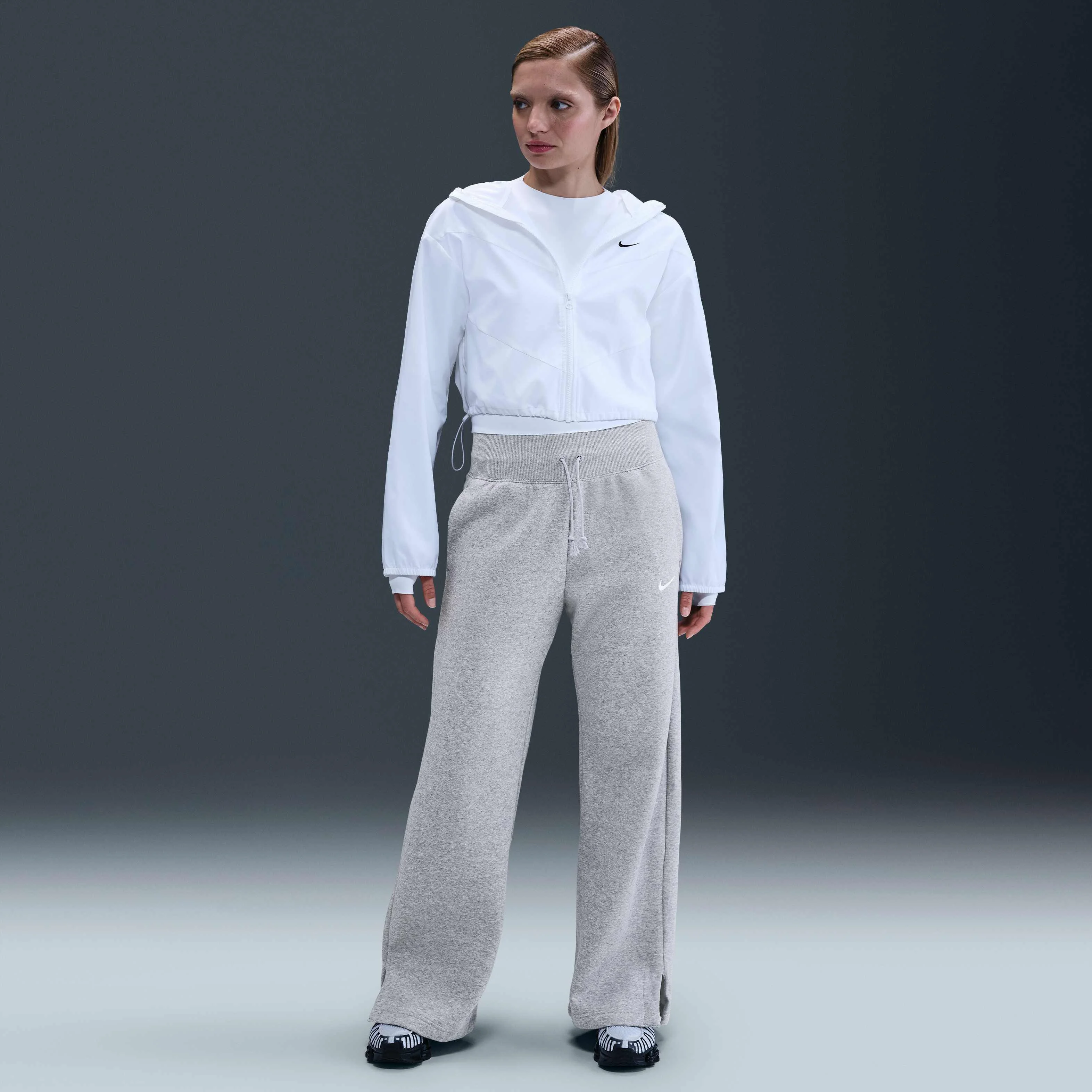 شلوار ورزشی زنانه Nike Sportswear Phoenix Fleece با کمر بلند و پاچه گشاد