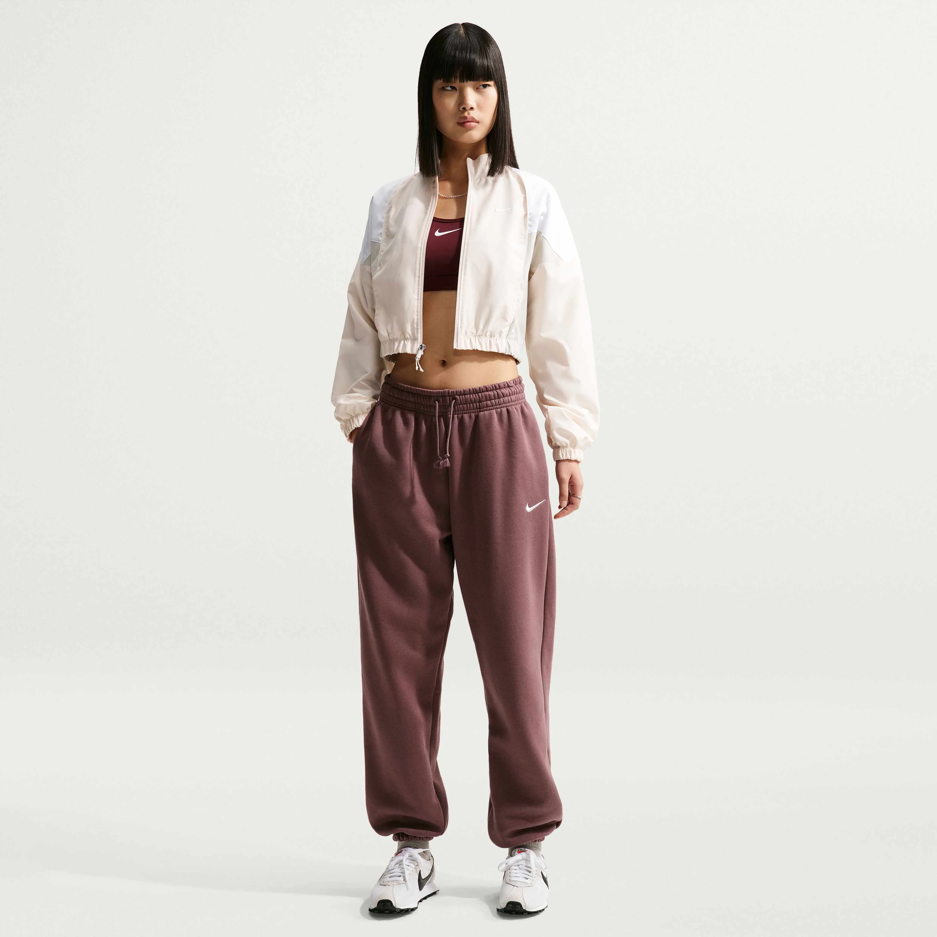 شلوار ورزشی زنانه نایکی اسپرتسویر فونیکس پشمی کمر بلند و بزرگ