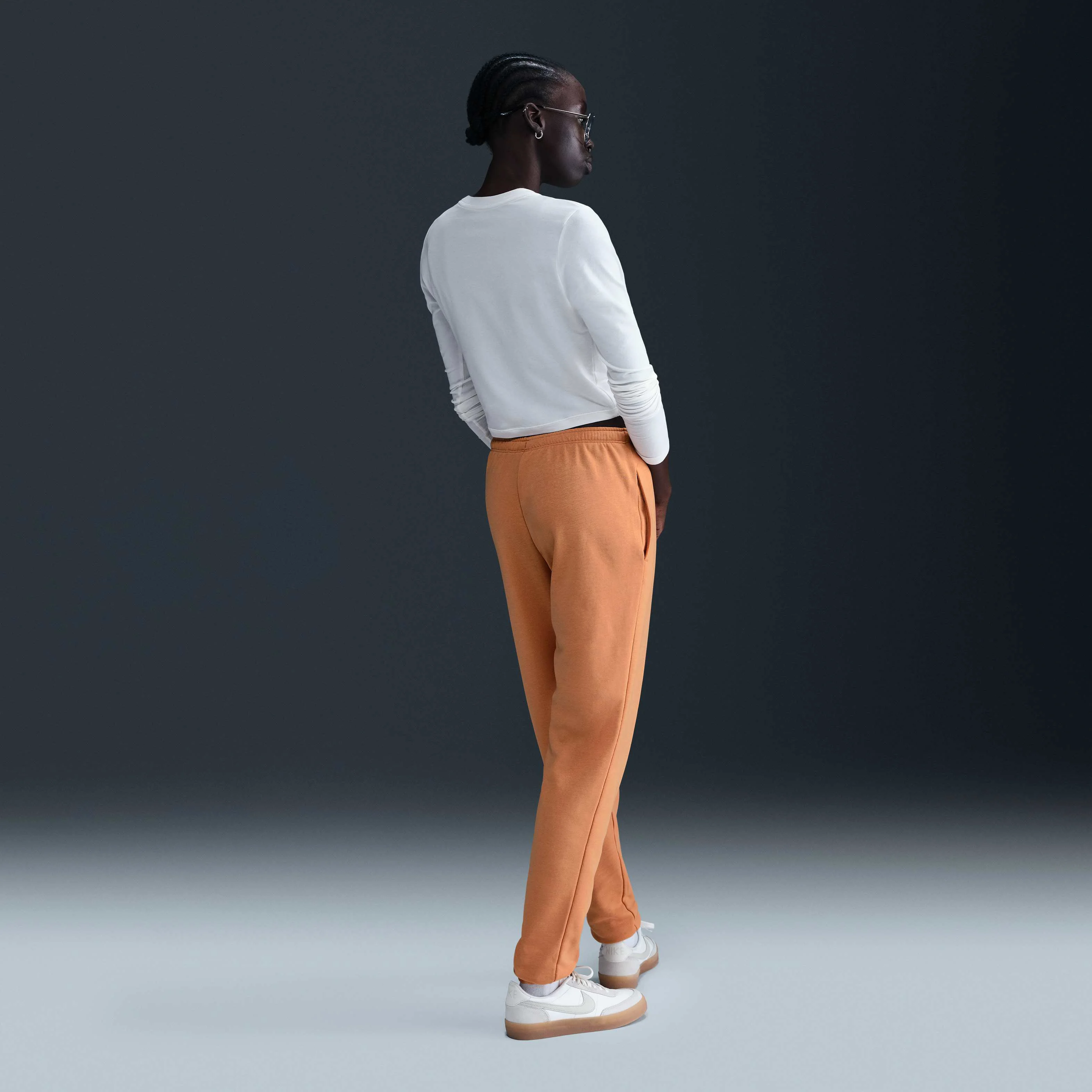 شلوار ورزشی زنانه نایک اسپرتس ویر Chill Terry با فاق بلند و برش باریک