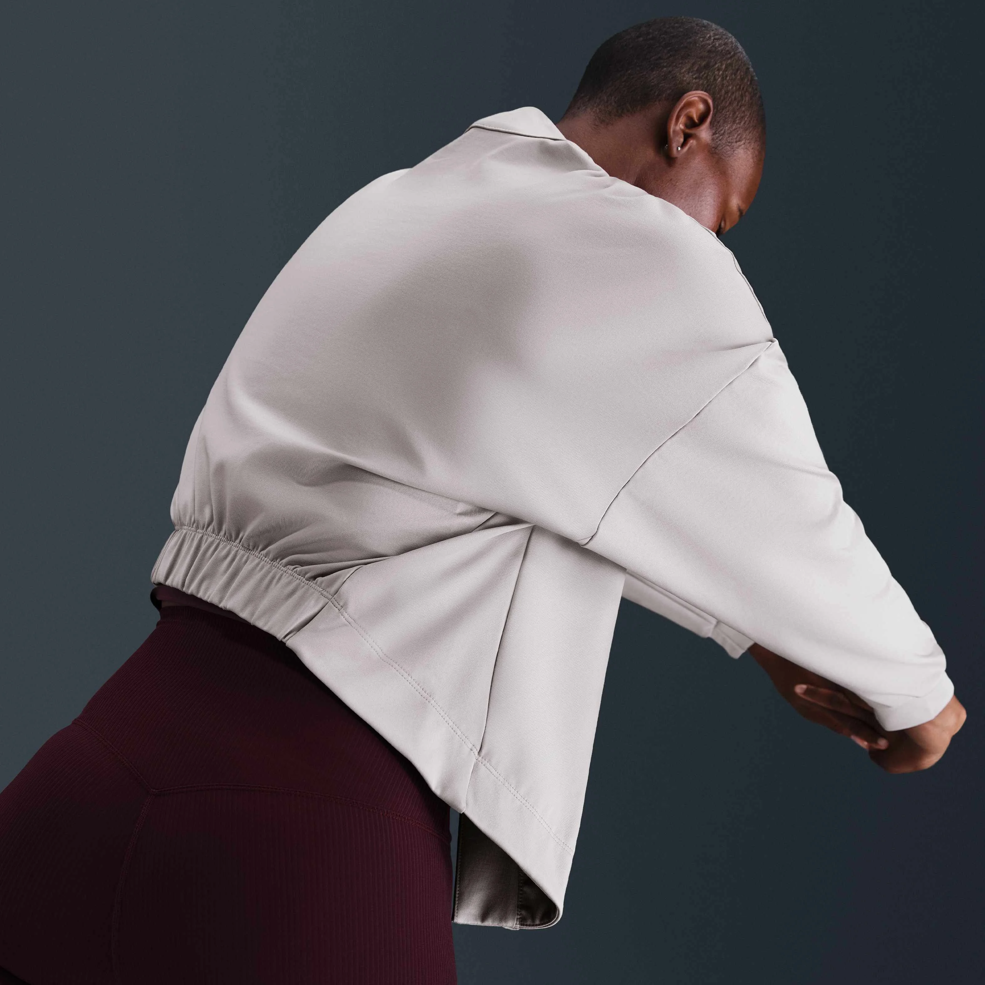 ژاکت زنانه نایکی Zenvy Dri-FIT بزرگ