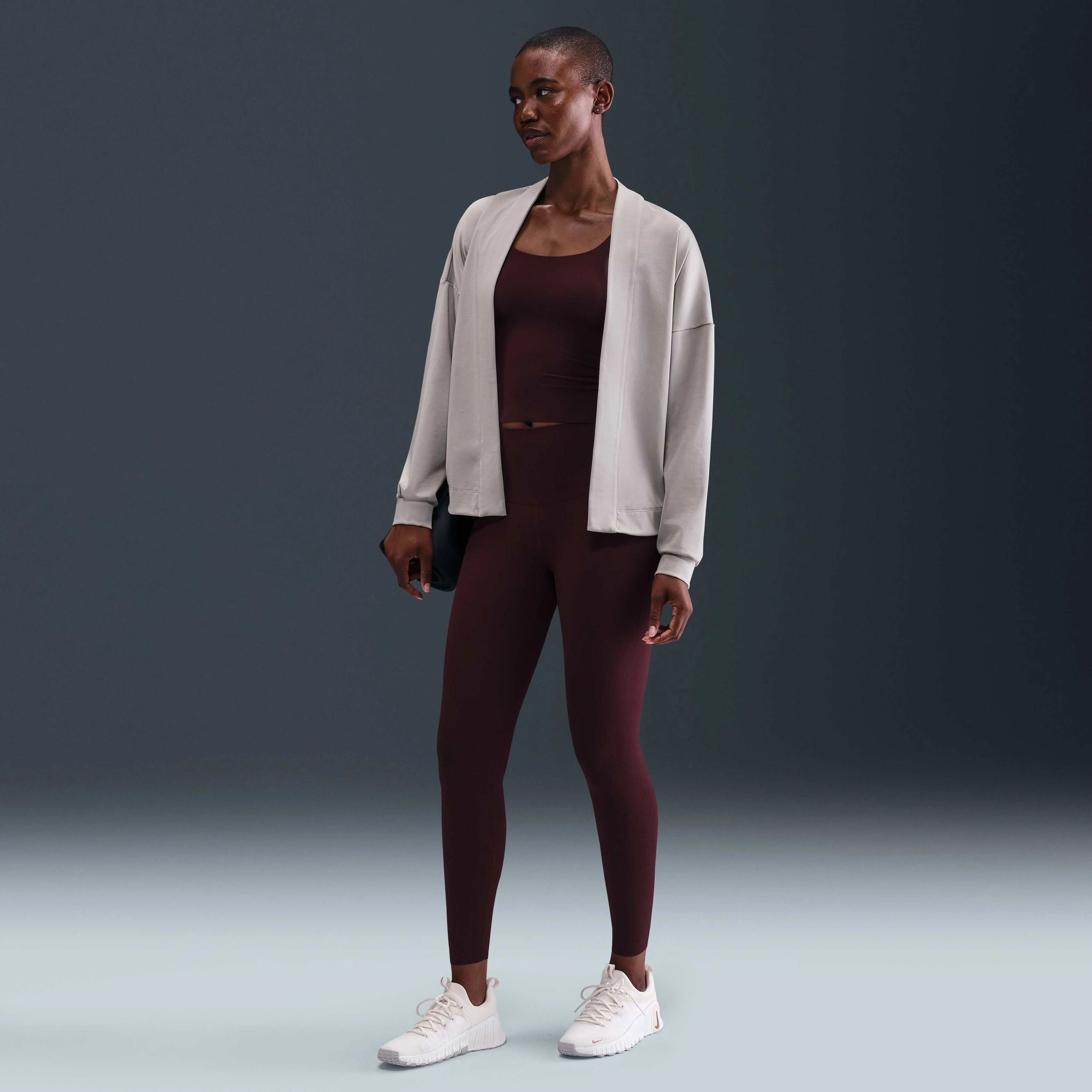 ژاکت زنانه نایکی Zenvy Dri-FIT بزرگ