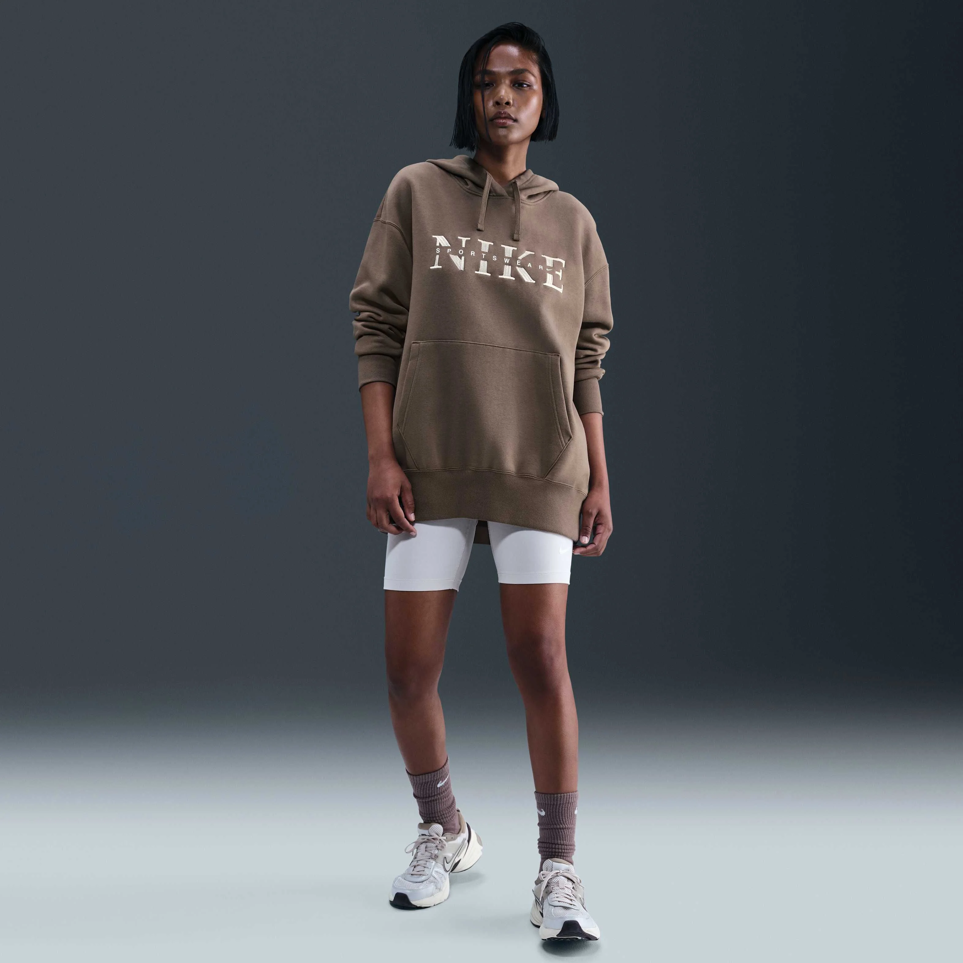 هودی زنانه نایکی اسپرتسویر فونیکس فلیس مدل اورسایز