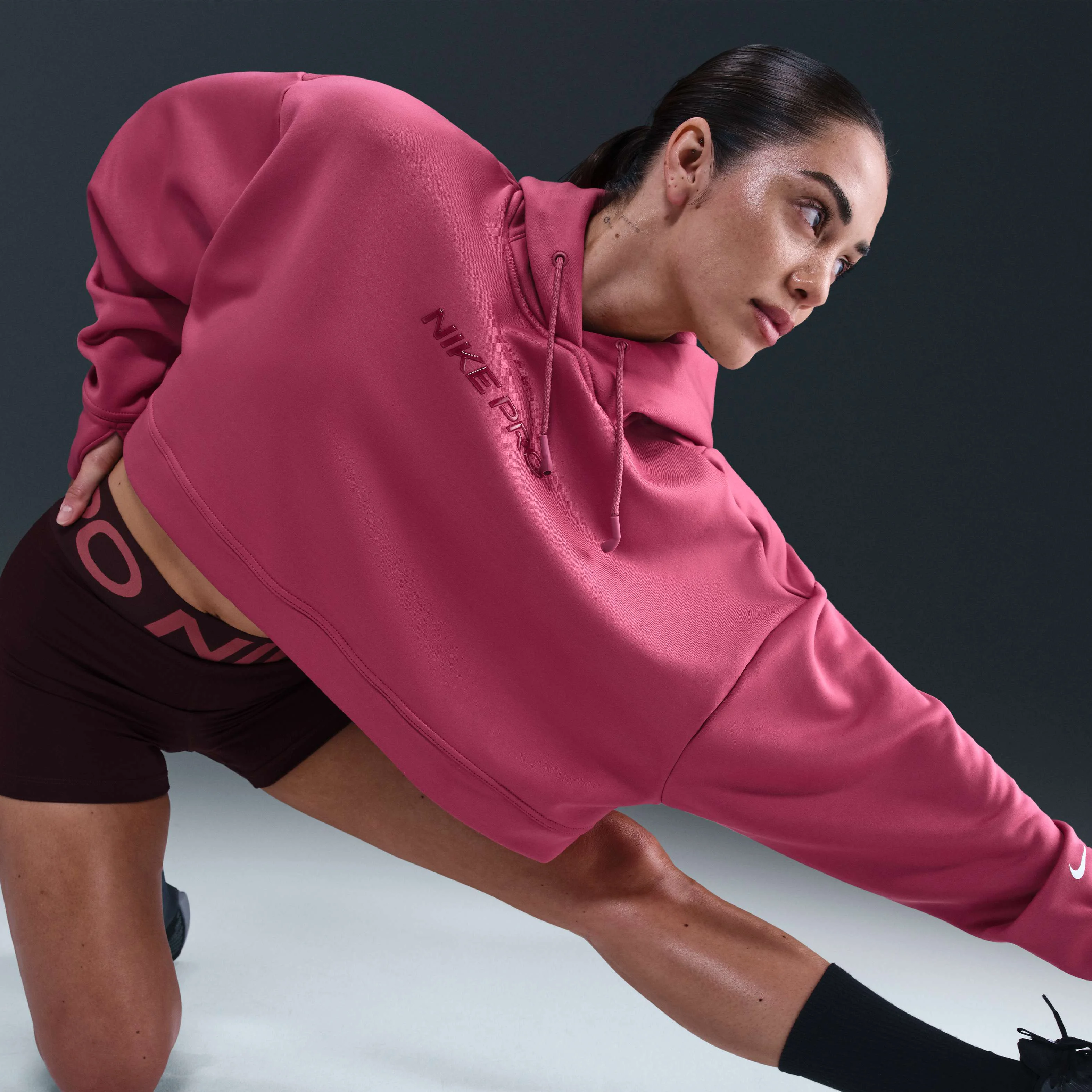 هودی پشمی زنانه نایک پرو Therma-FIT - Sweet Beet/White