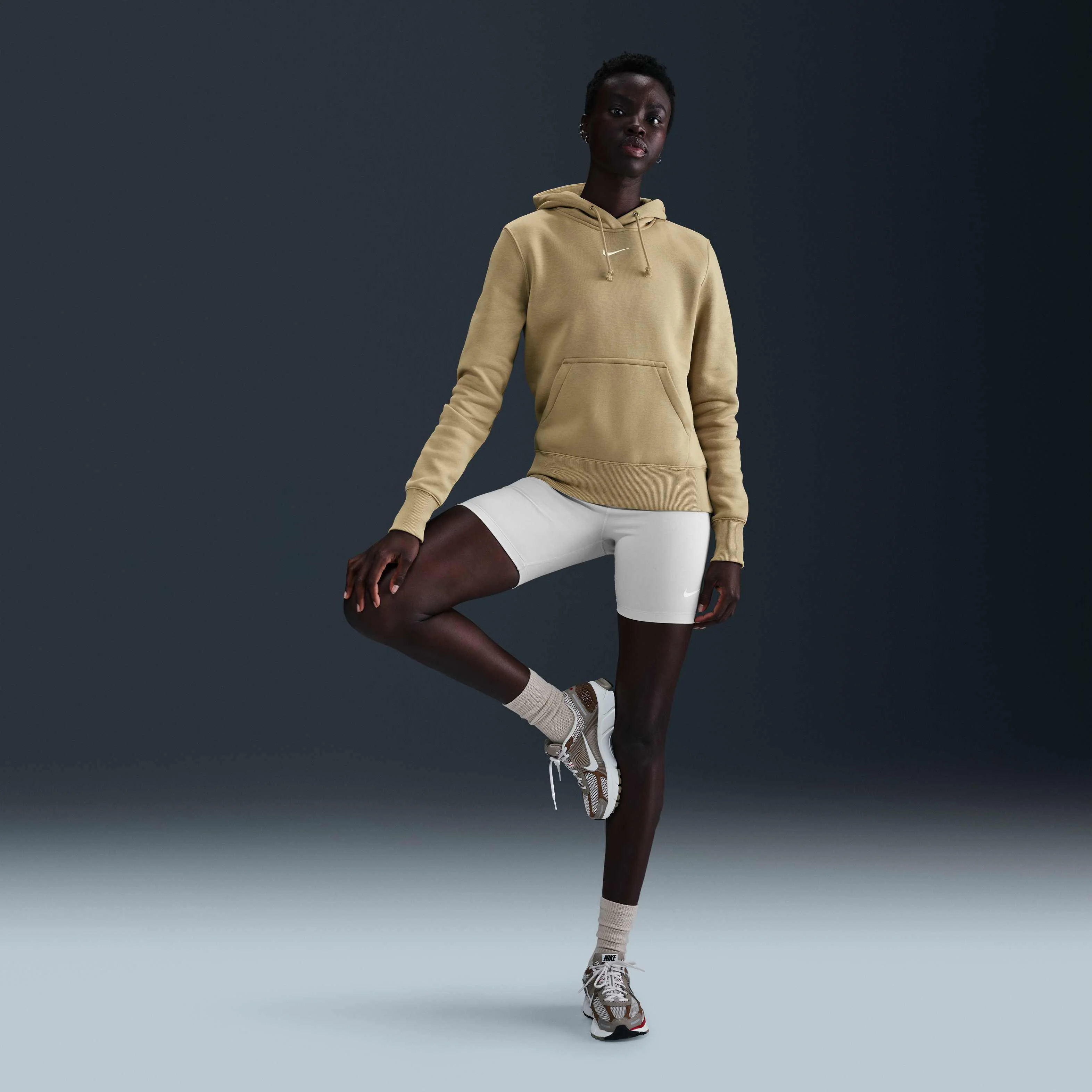 هودی زنانه نایکی اسپرتس ویر فونیکس فلیس