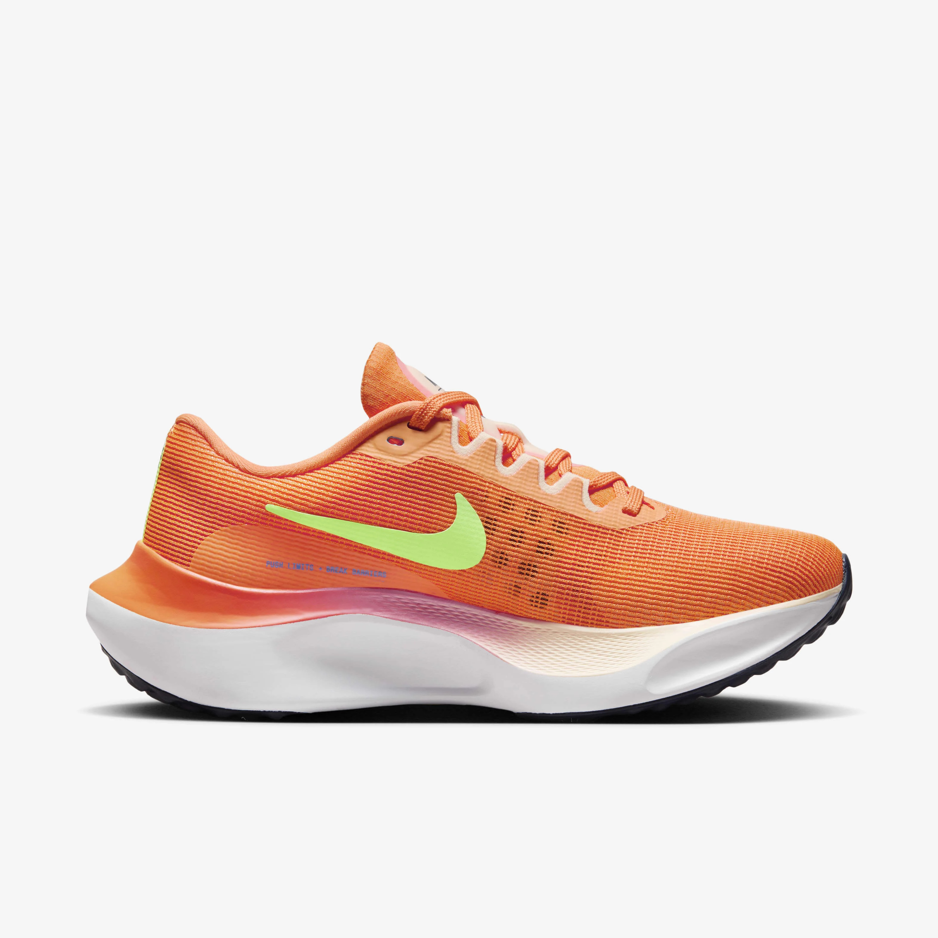 کفش های دویدن جاده زنانه نایک زوم فلای 5