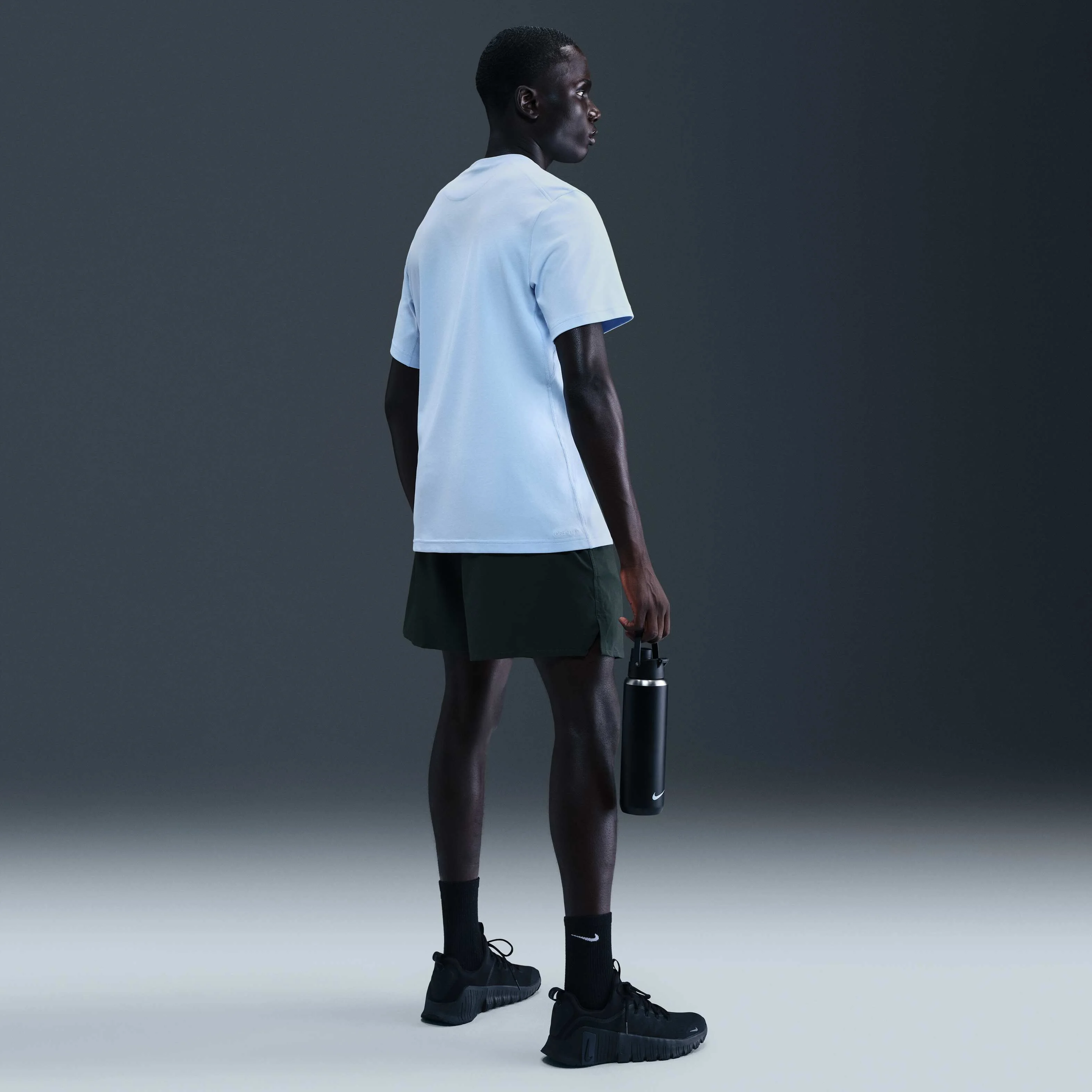 شورت ورزشی مردانه نایکی Unlimited Dri-FIT 18cm بدون آستر