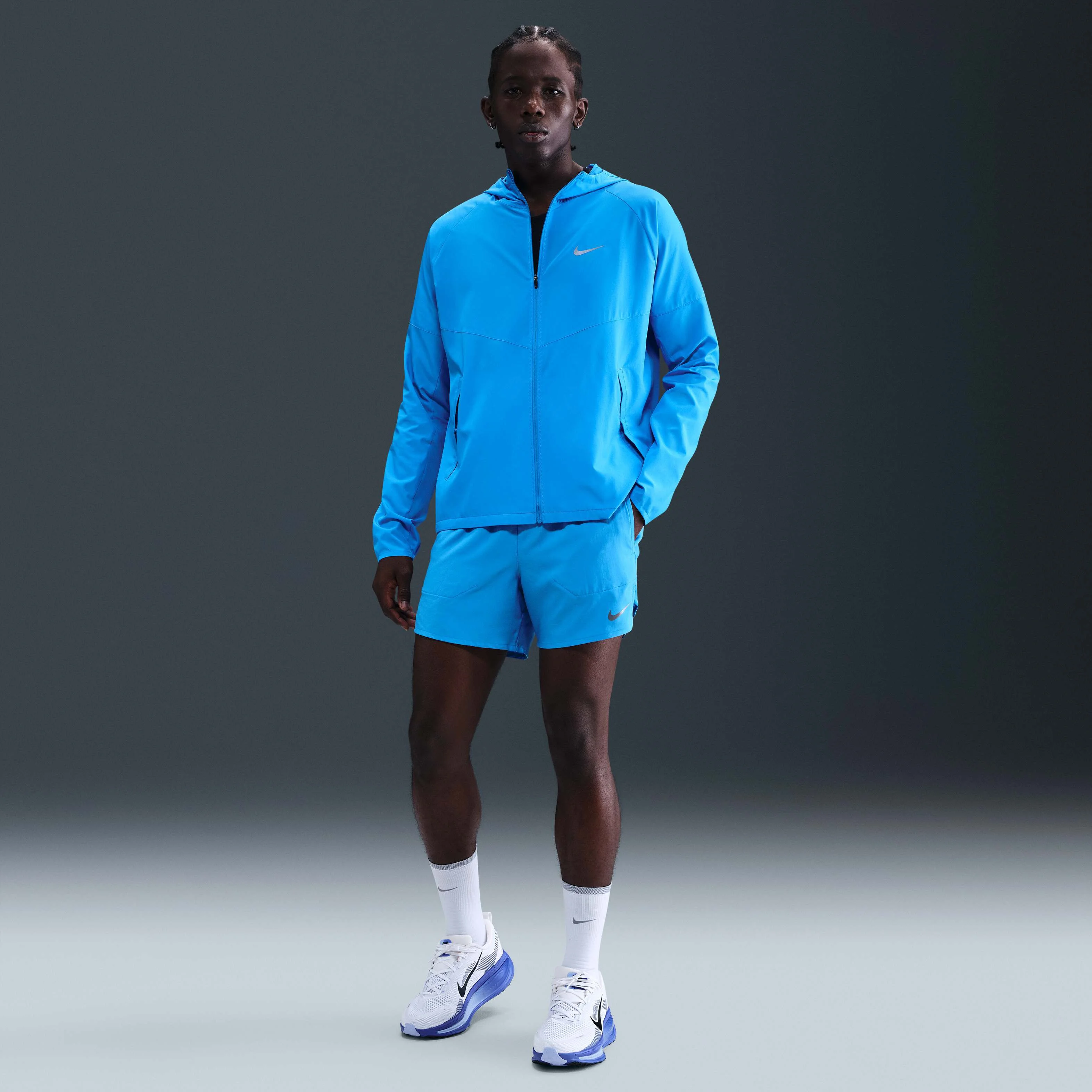 شورت ورزشی مردانه نایکی استراید Dri-FIT با طول تقریبی 13 سانتی متر