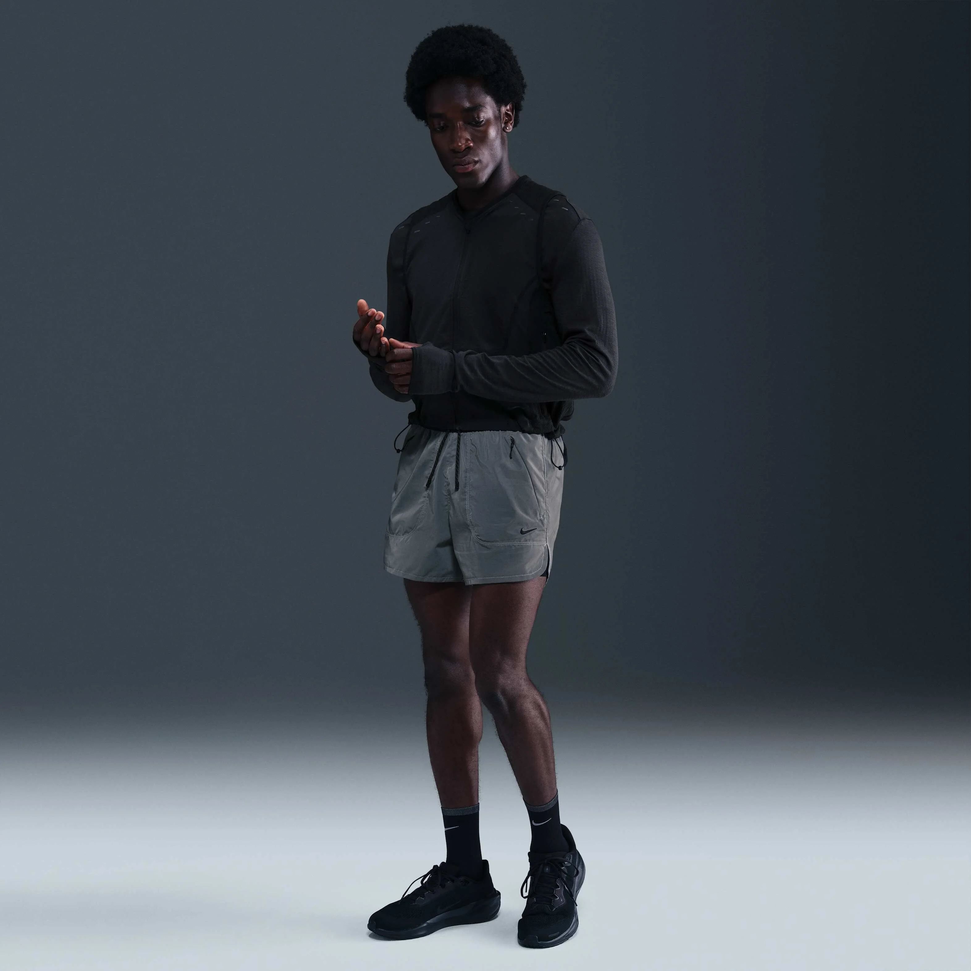 شورت ورزشی مردانه نایکی، طراحی بازتابنده، مدل 2 در 1، حدود 10 سانتی متر