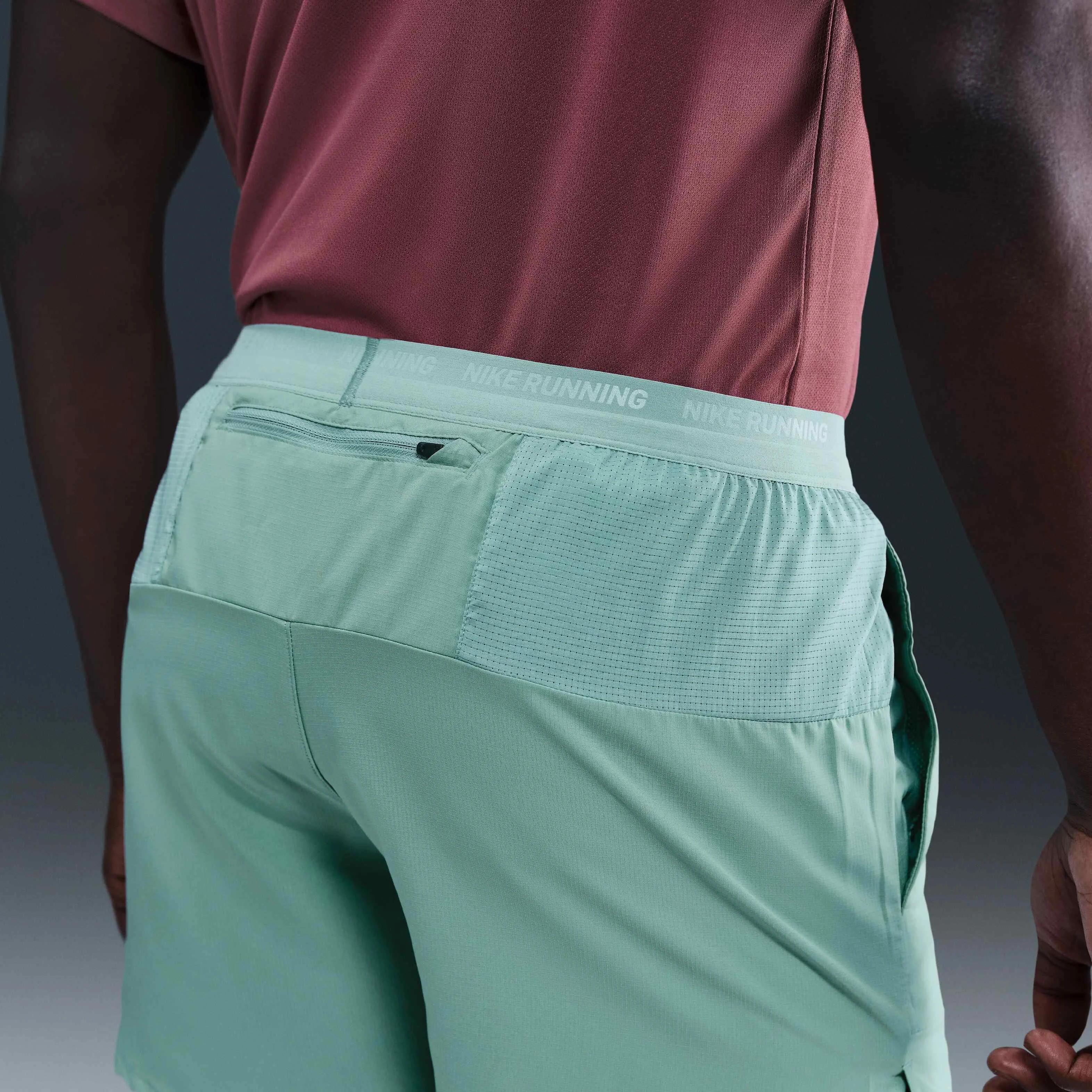 شورت ورزشی مردانه نایکی استراید Dri-FIT با طول تقریبی 13 سانتی متر و آستر