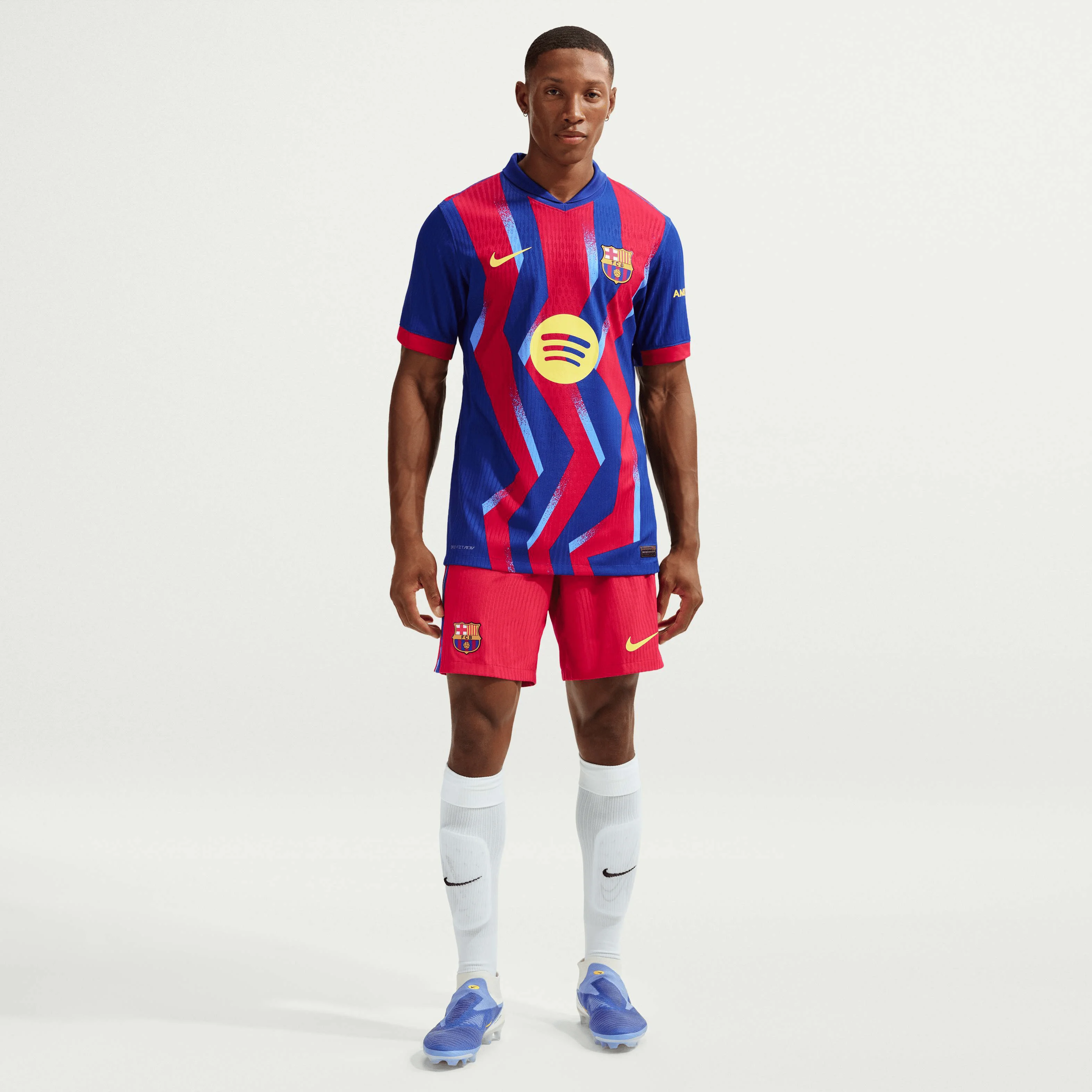 شورت ورزشی مردانه معتبر نایک Dri-FIT ADV فوتبال بارسلونا 2025/26 - رنگ سالسا قرمز/ آبی باشگاهی/ آبی یونیورسیتی/ زرد آپتی