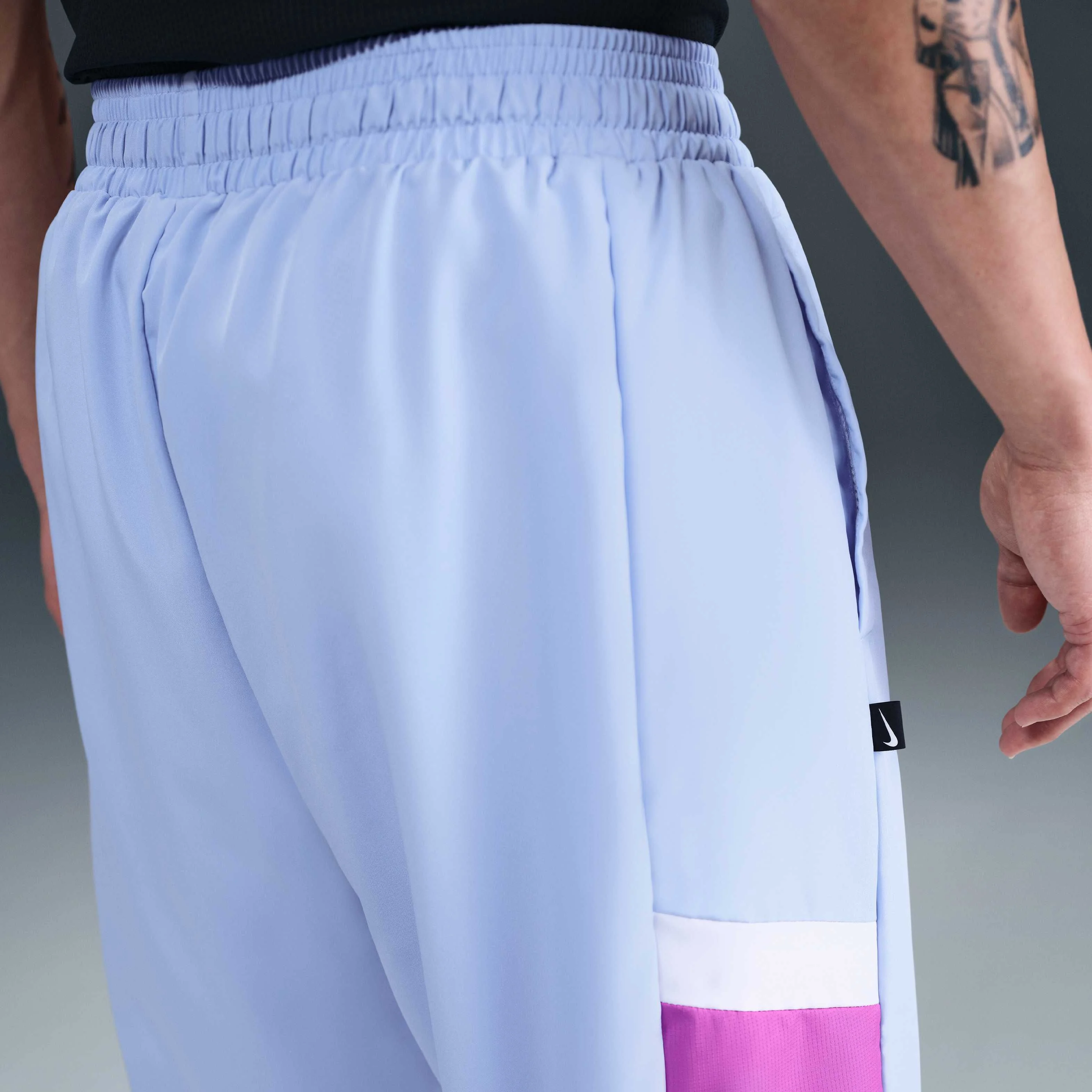 شلوار بسکتبال بافت مردانه نایکی آیکون