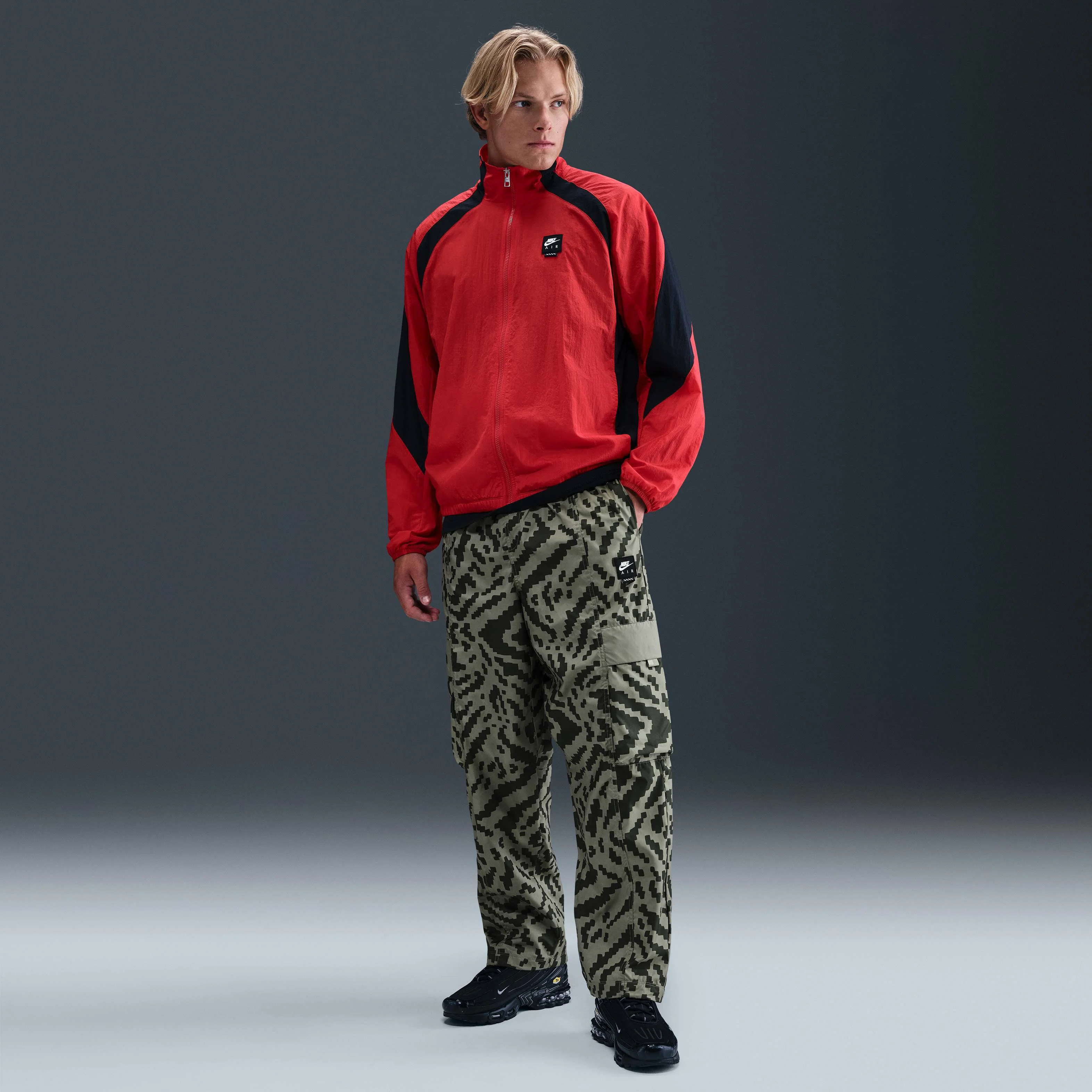 شلوار کارگو بافته مردانه نایکی ایر™ شلوار کارگو بافته مردانه نایکی ایر™