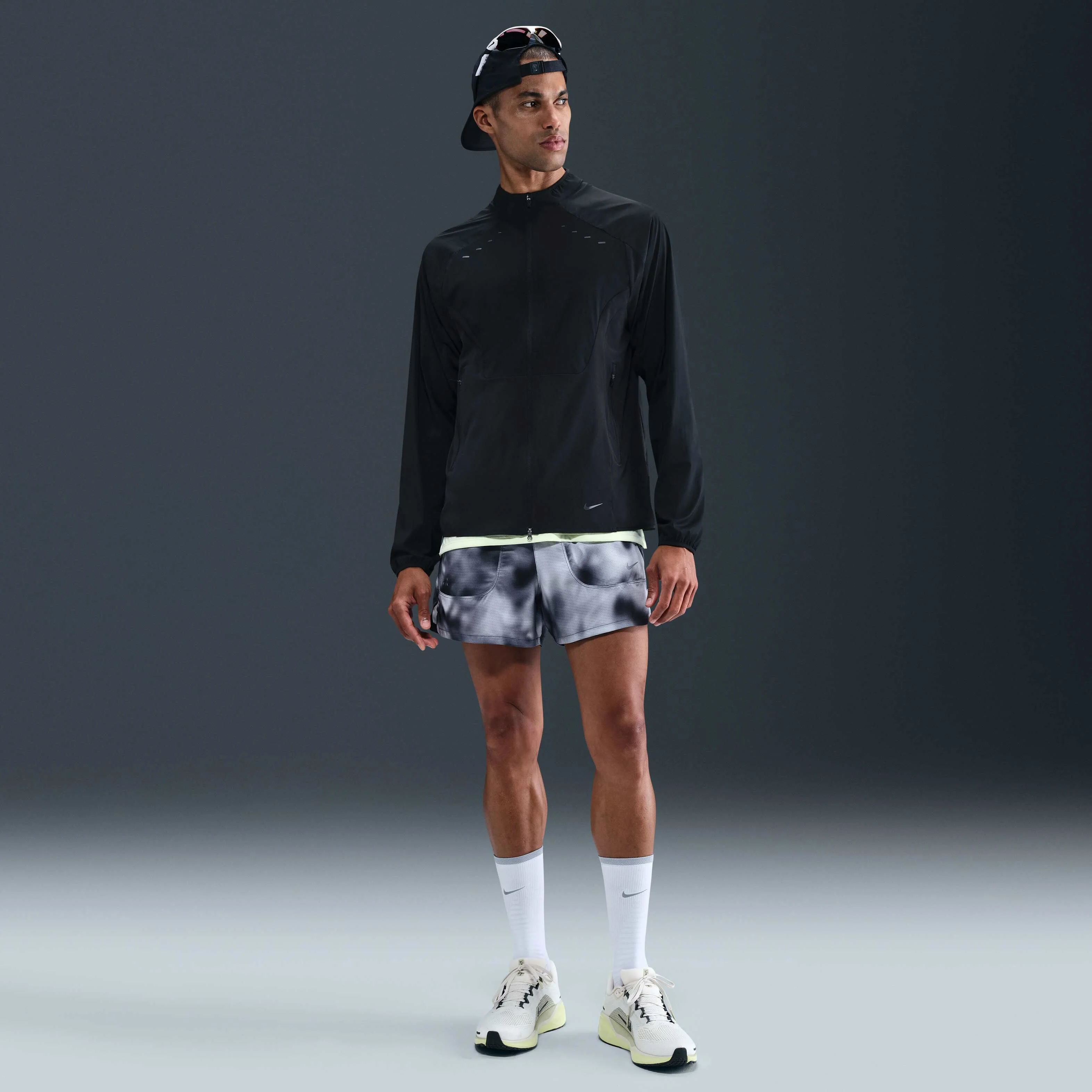 ژاکت ورزشی سبک وزن مردانه نایک ران - مشکی