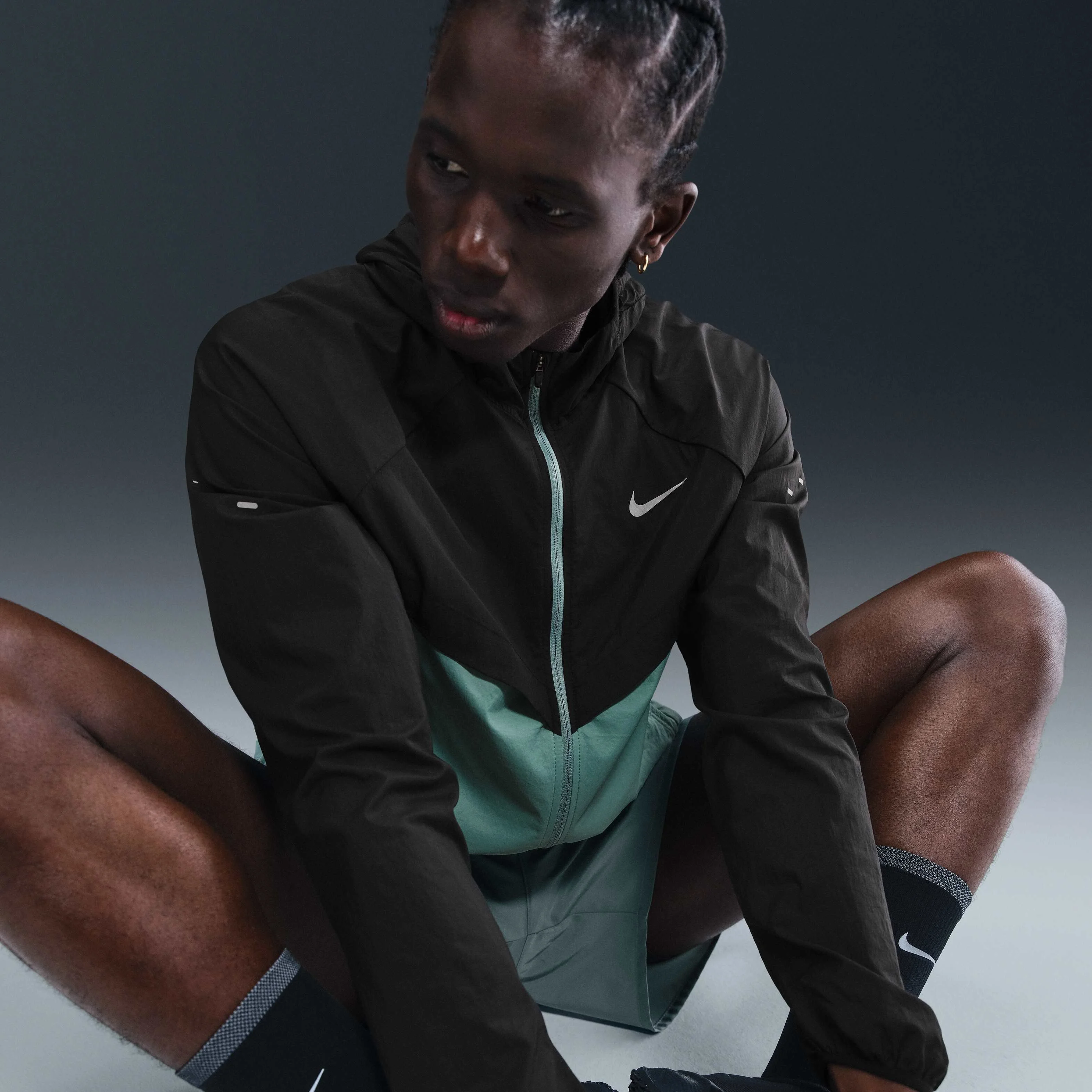 ژاکت ورزشی مردانه نایک استراید مقاوم در برابر اشعه ماوراء بنفش مناسب دویدن