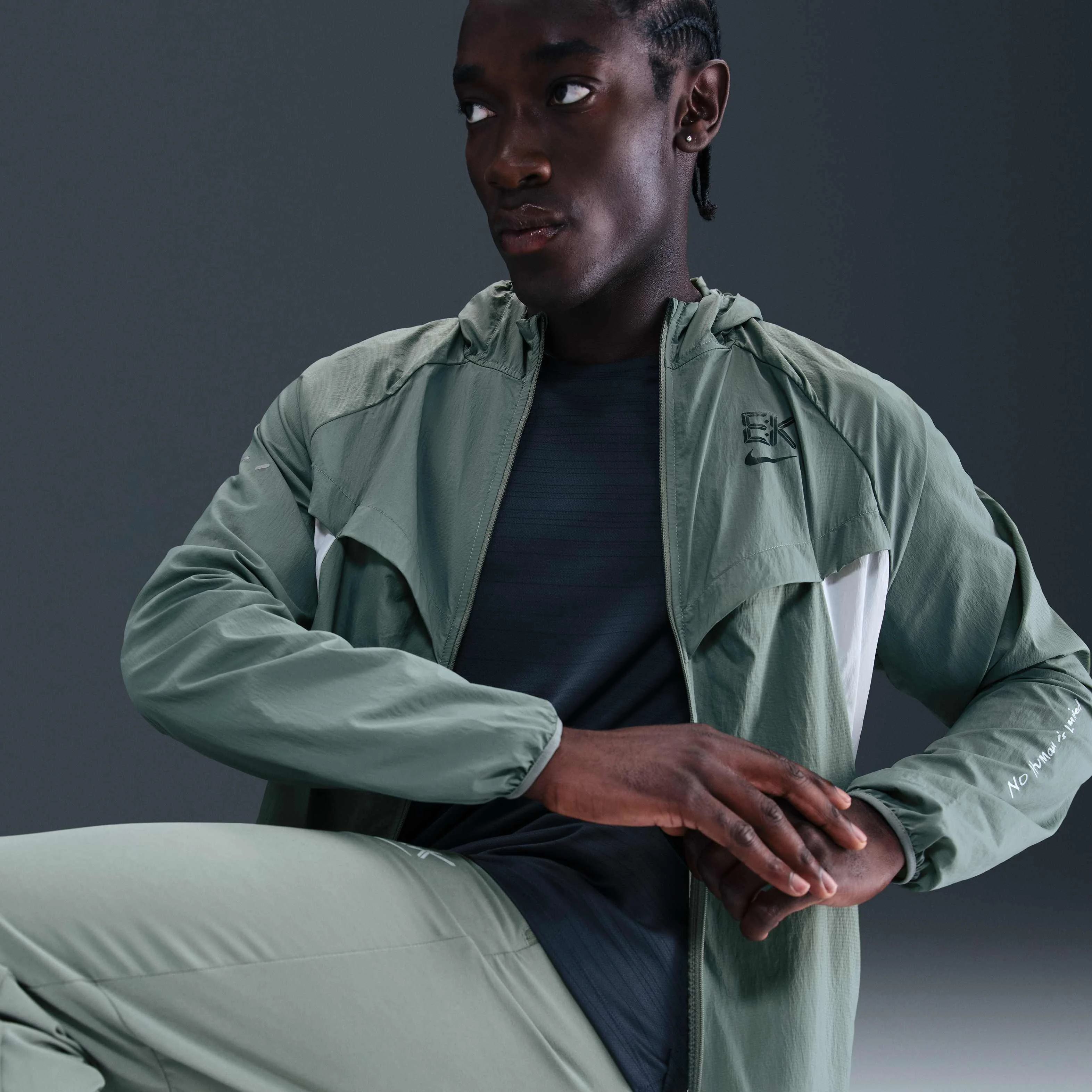 ژاکت ورزشی مردانه نایک استراید مقاوم در برابر اشعه ماوراء بنفش