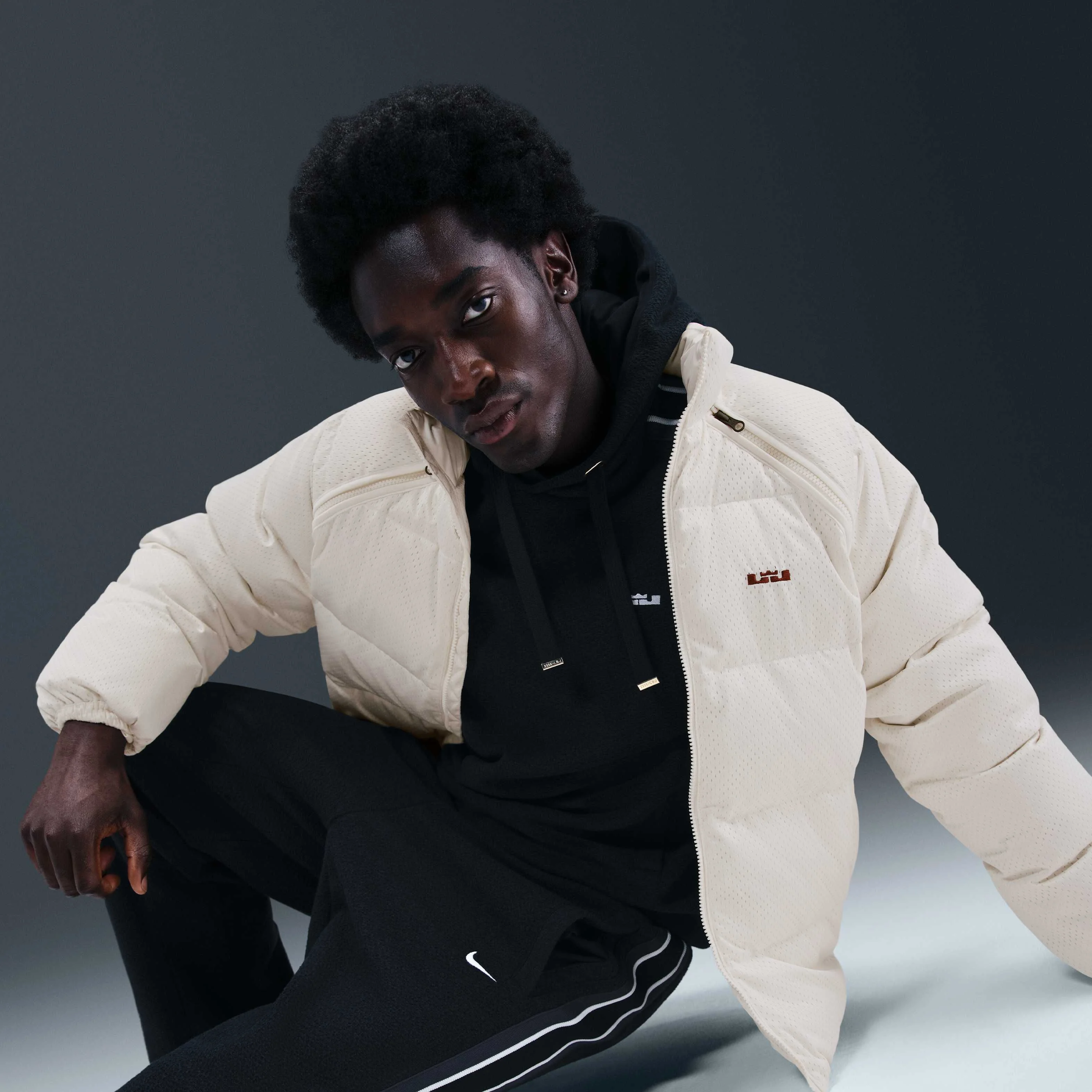 کاپشن مردانه لبرون Therma-FIT کاپشن مردانه لبرون Therma-FIT