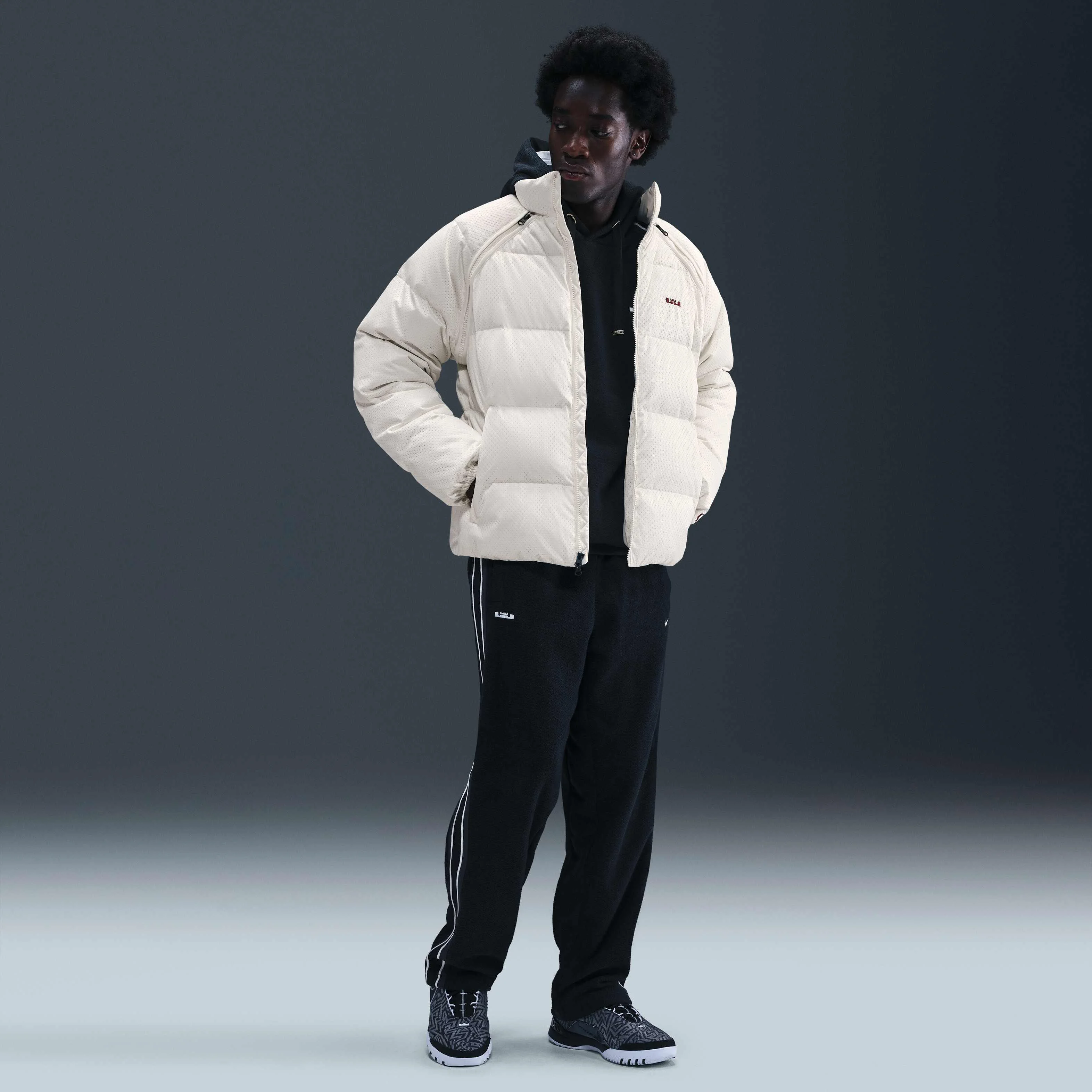 کاپشن مردانه لبرون Therma-FIT کاپشن مردانه لبرون Therma-FIT