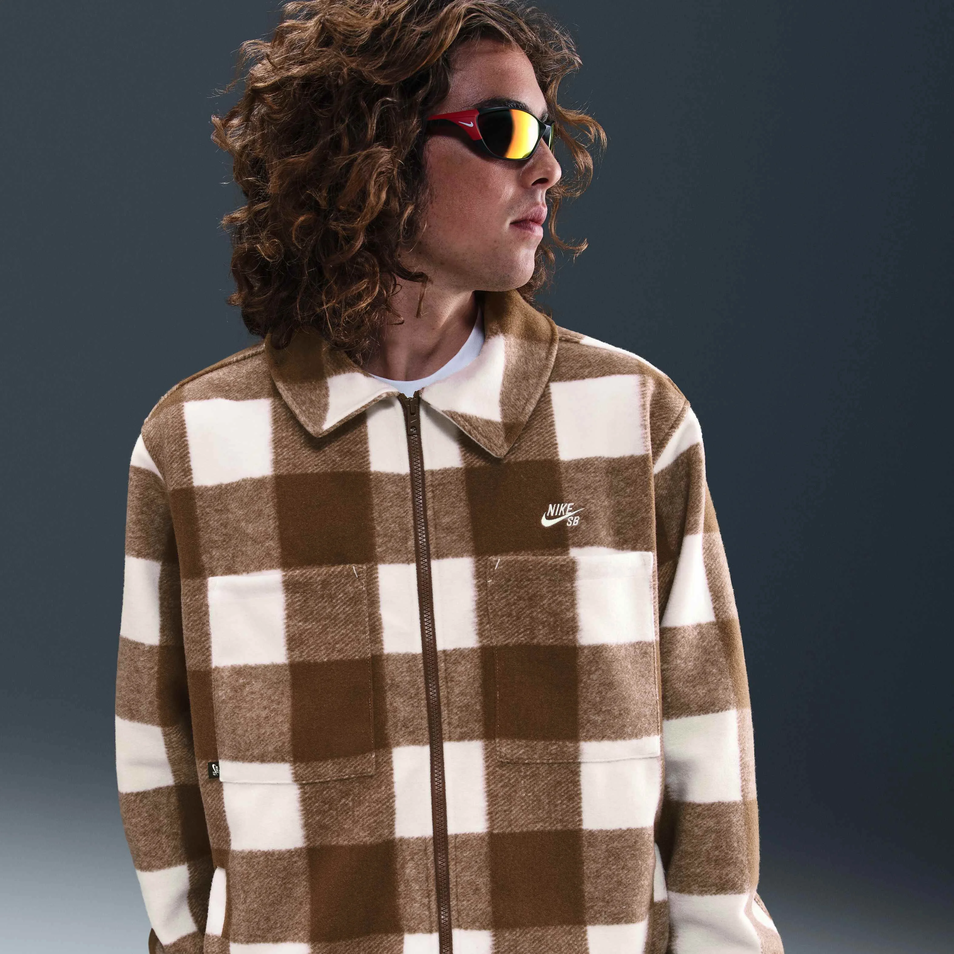 کت پیراهنی اسکیت نایکی SB مدل Essential