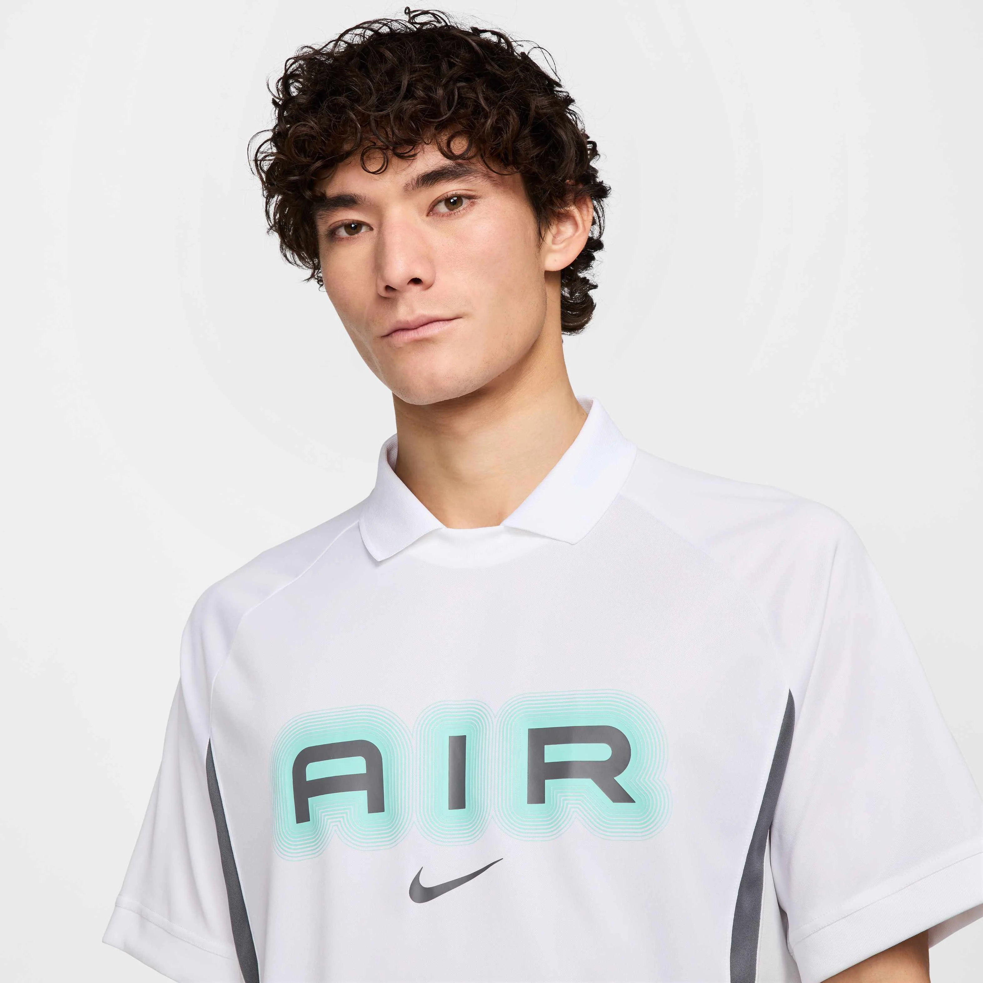 تی شرت آستین کوتاه مردانه نایک ایر