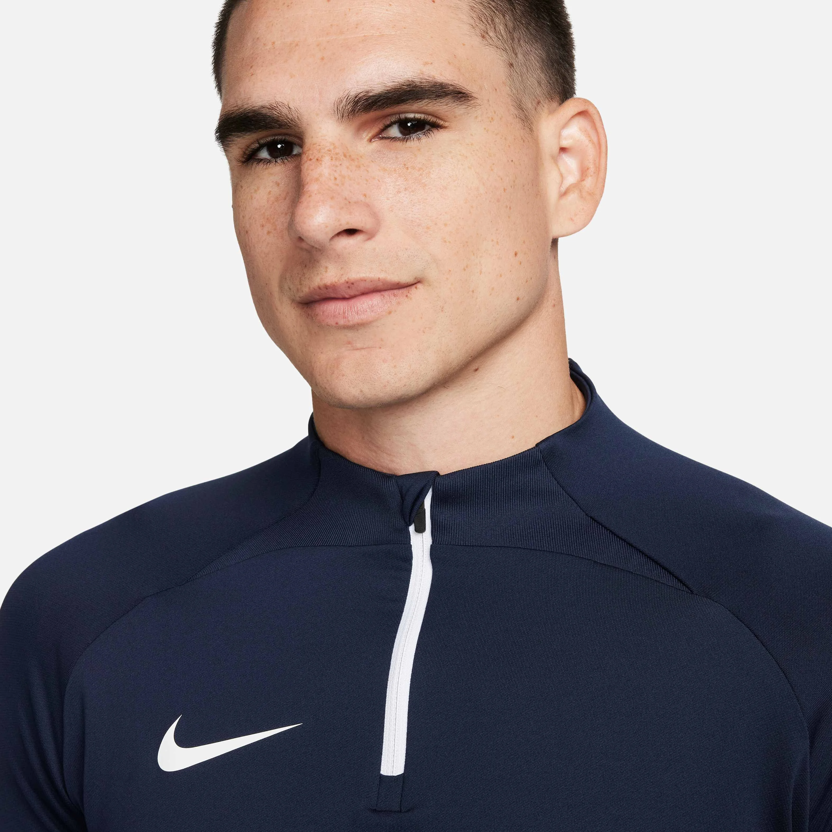 تاپ تمرینی فوتبال مردانه نایکی Dri-FIT Strike (موجودی)