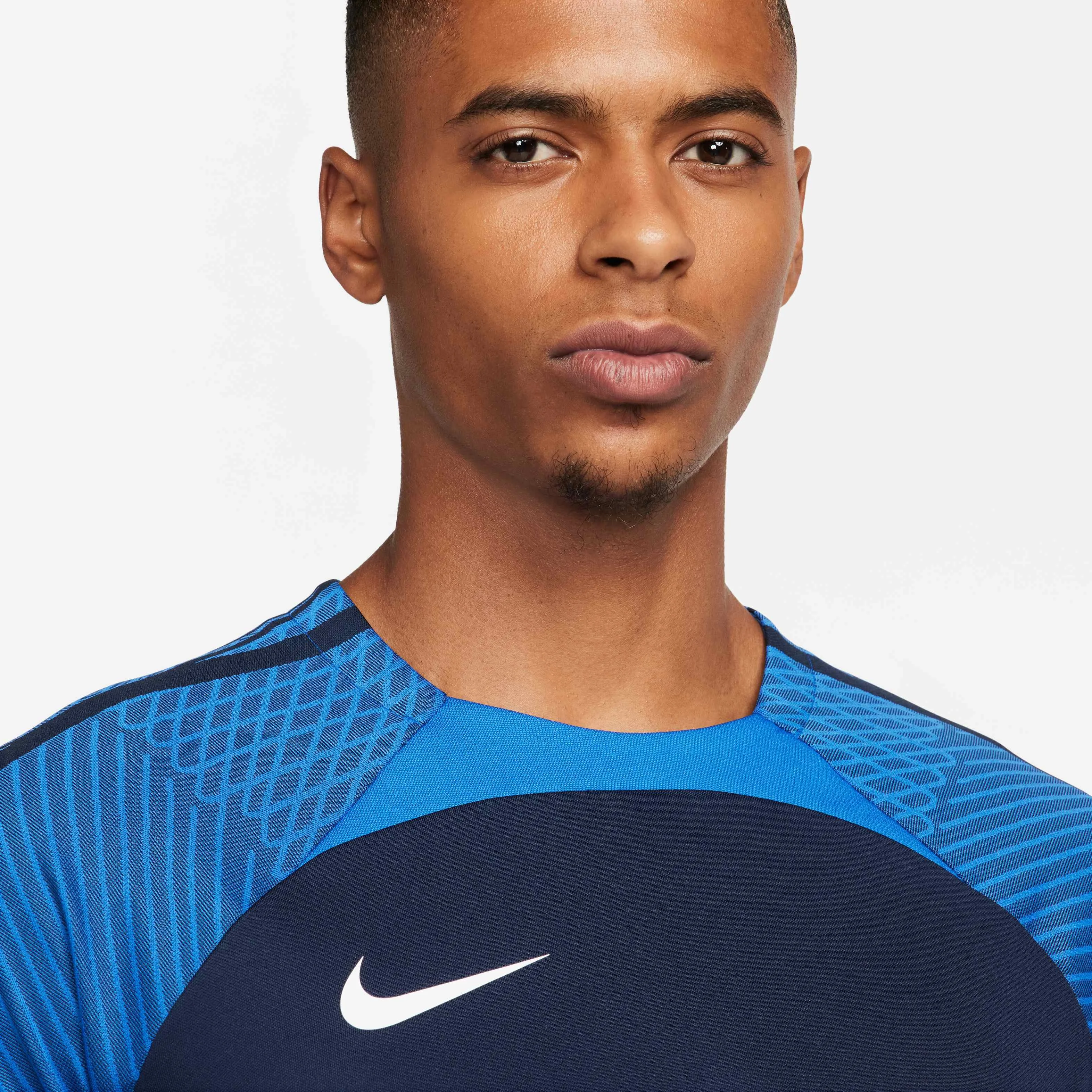 تی شرت آستین کوتاه مردانه نایکی Dri-FIT Strike (موجودی)