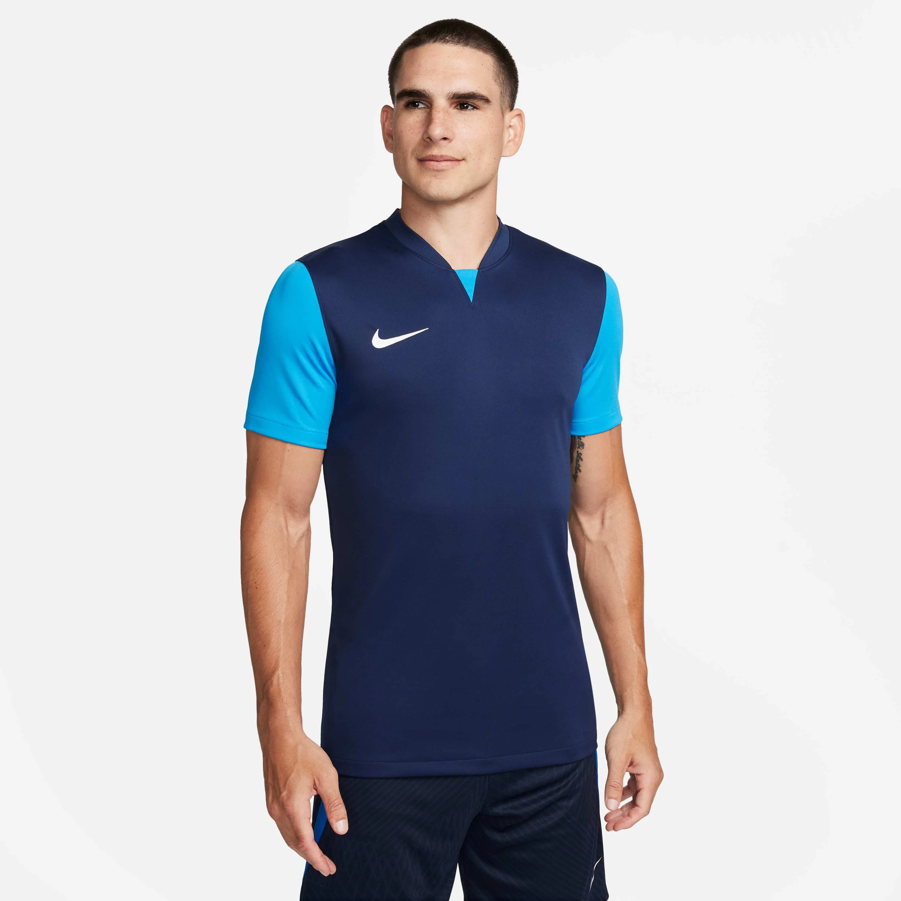 تی شرت آستین کوتاه مردانه نایکی Dri-FIT Trophy 5 (موجودی)