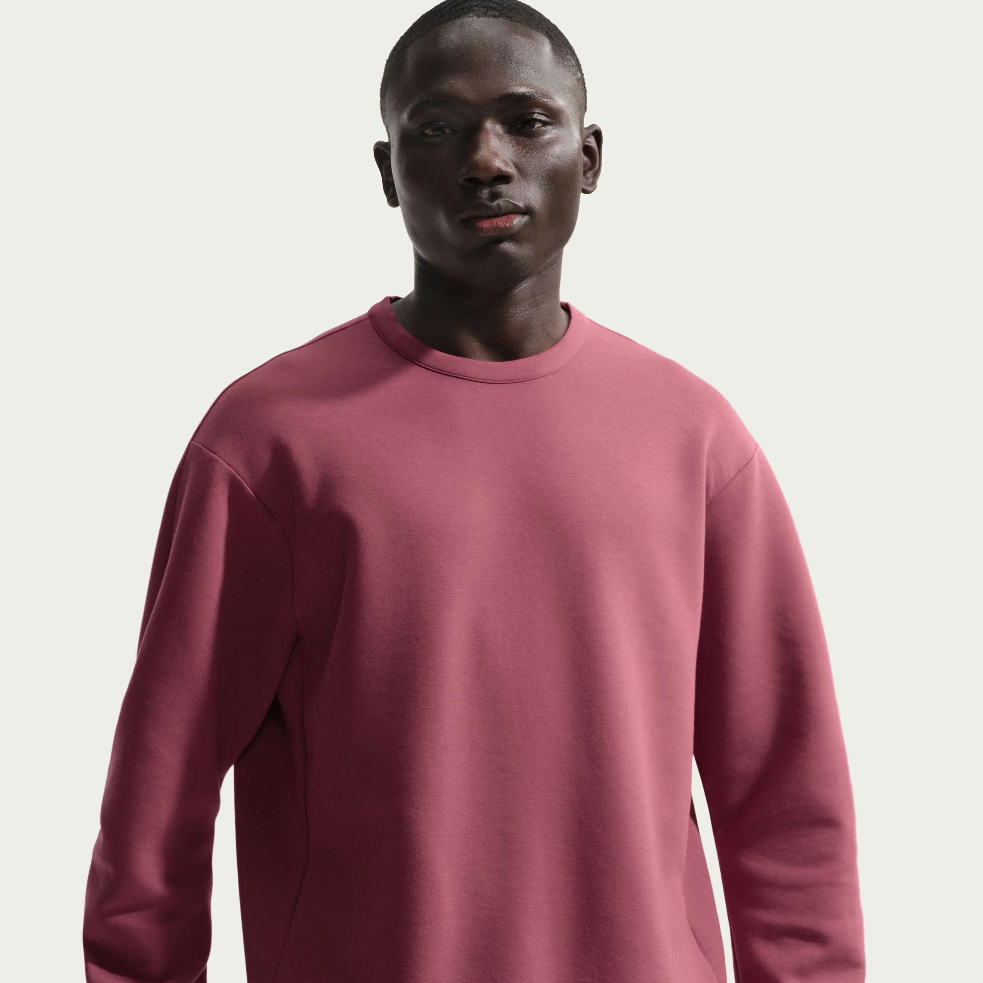 تی‌شرت آستین‌کوتاه مردانه نایکی مدل Dri-FIT 24.7 ImpossiblySoft - صورتی دودی/سنگ روشن