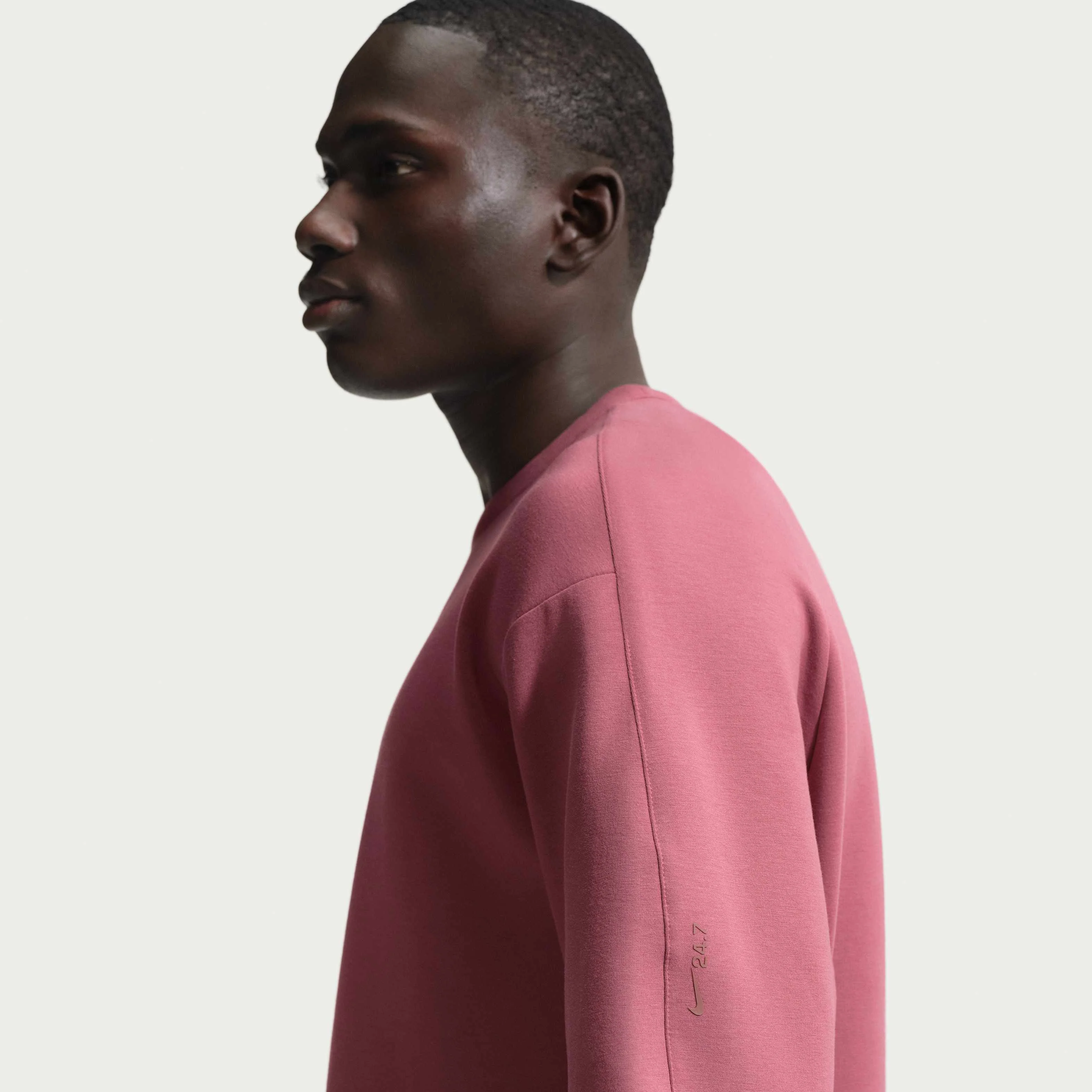 تی‌شرت آستین‌کوتاه مردانه نایکی مدل Dri-FIT 24.7 ImpossiblySoft - صورتی دودی/سنگ روشن