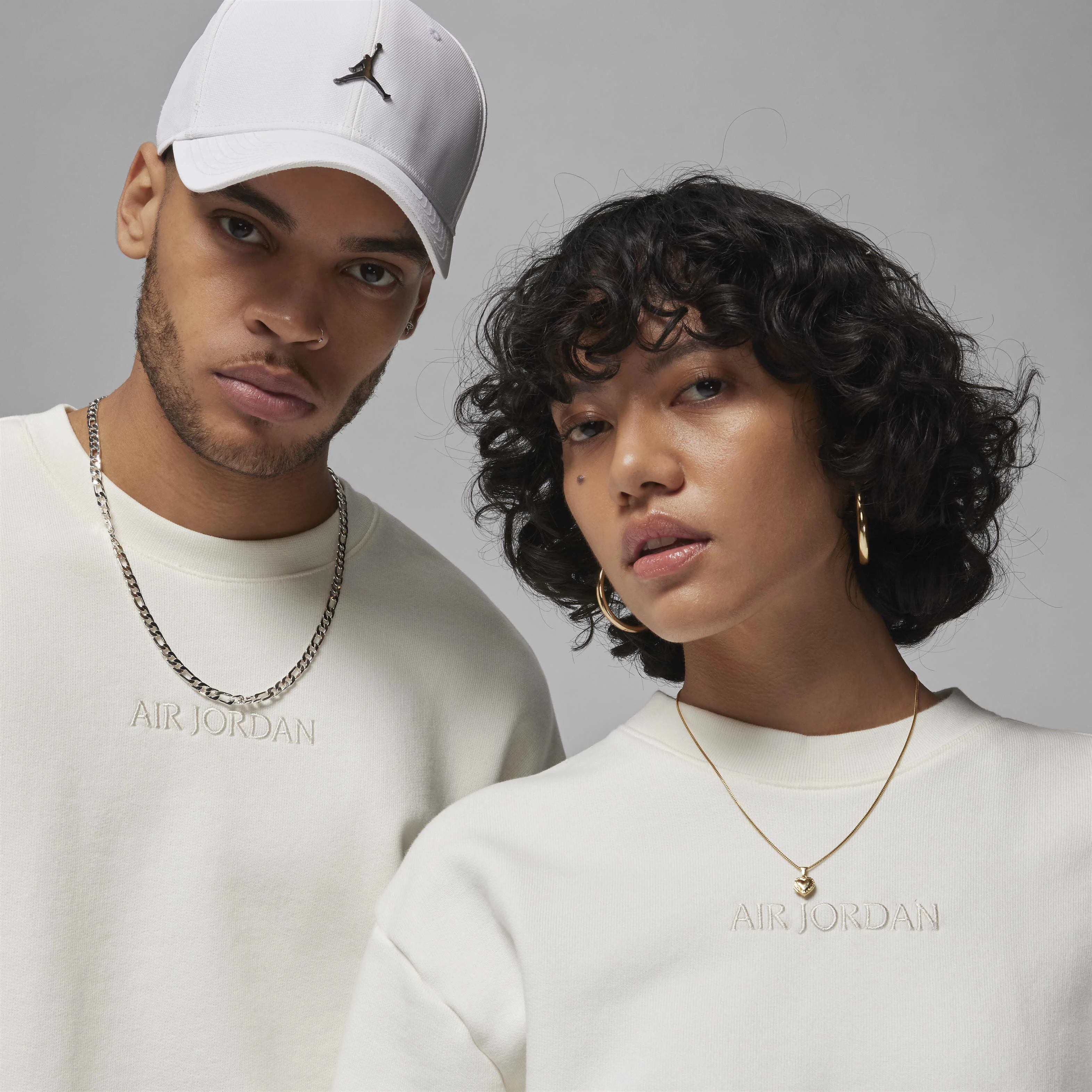 سویشرت پشمی یقه گرد مردانه ایر جردن با طرح لوگو