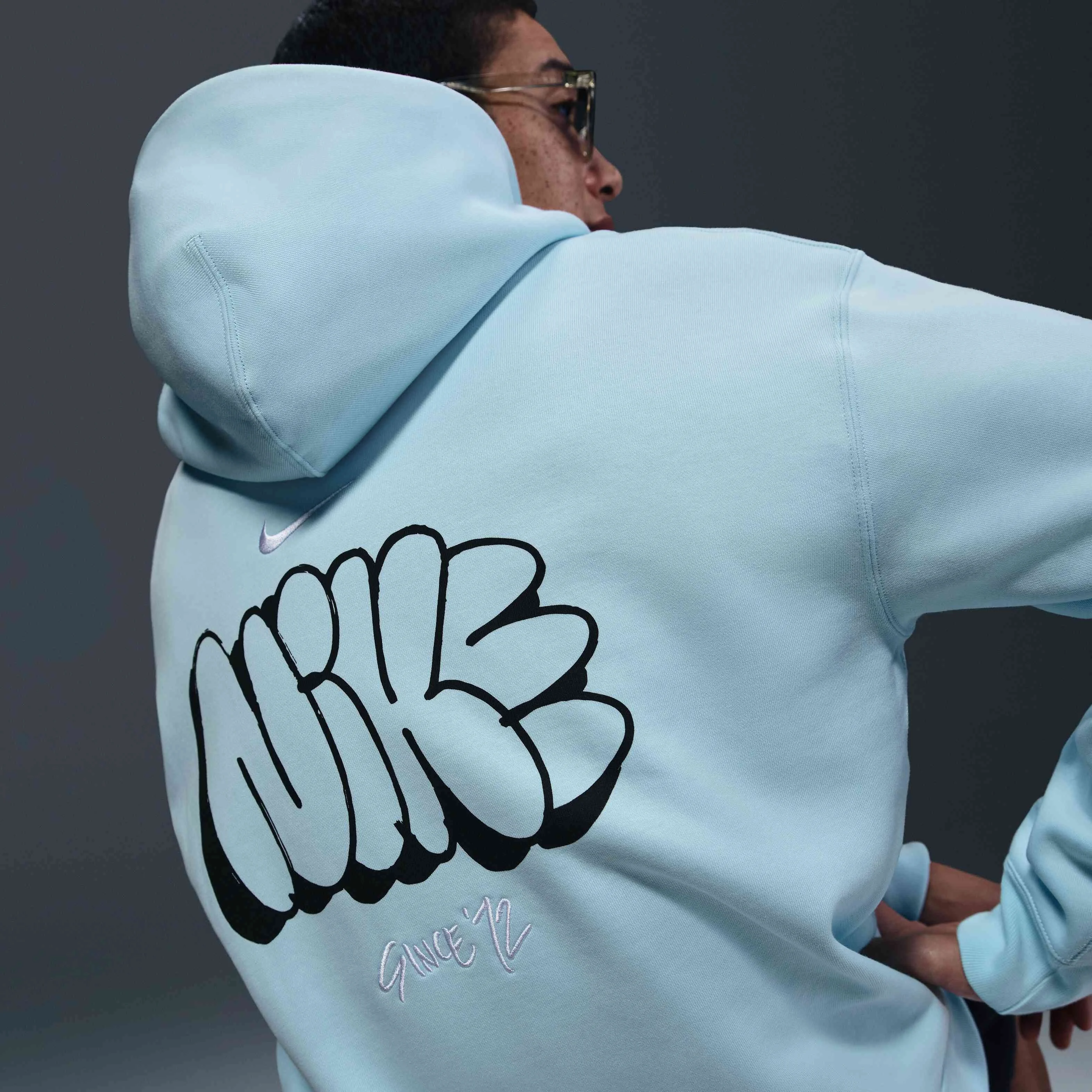 هودی پشمی مردانه نایک مدل Solo Swoosh - آبی یخچالی