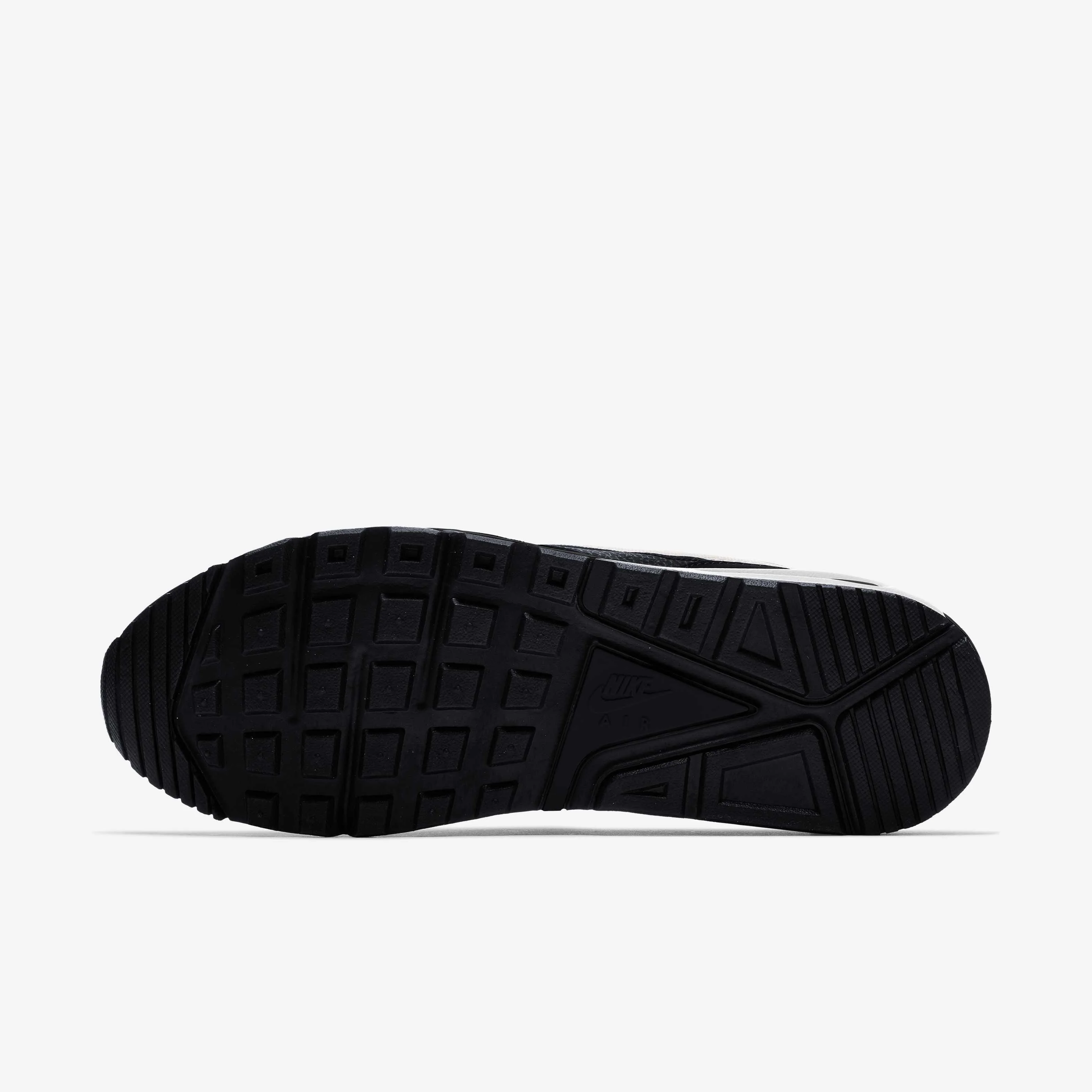 کفش مردانه نایکی ایر مکس IVO کفش مردانه نایکی ایر مکس IVO