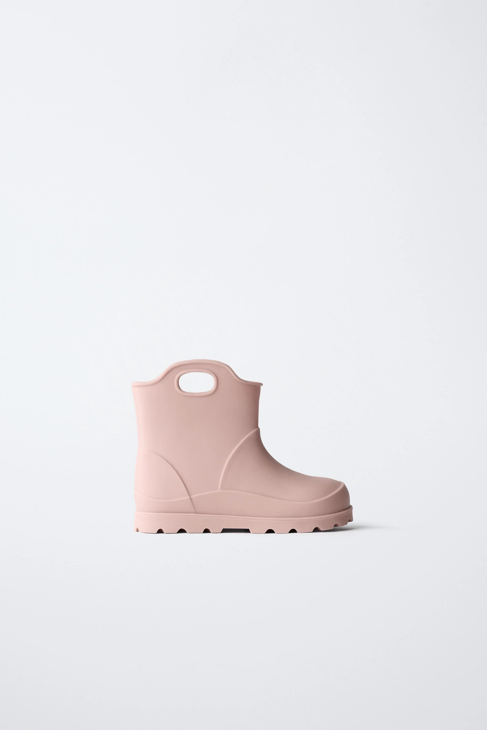 چکمه های رنگی