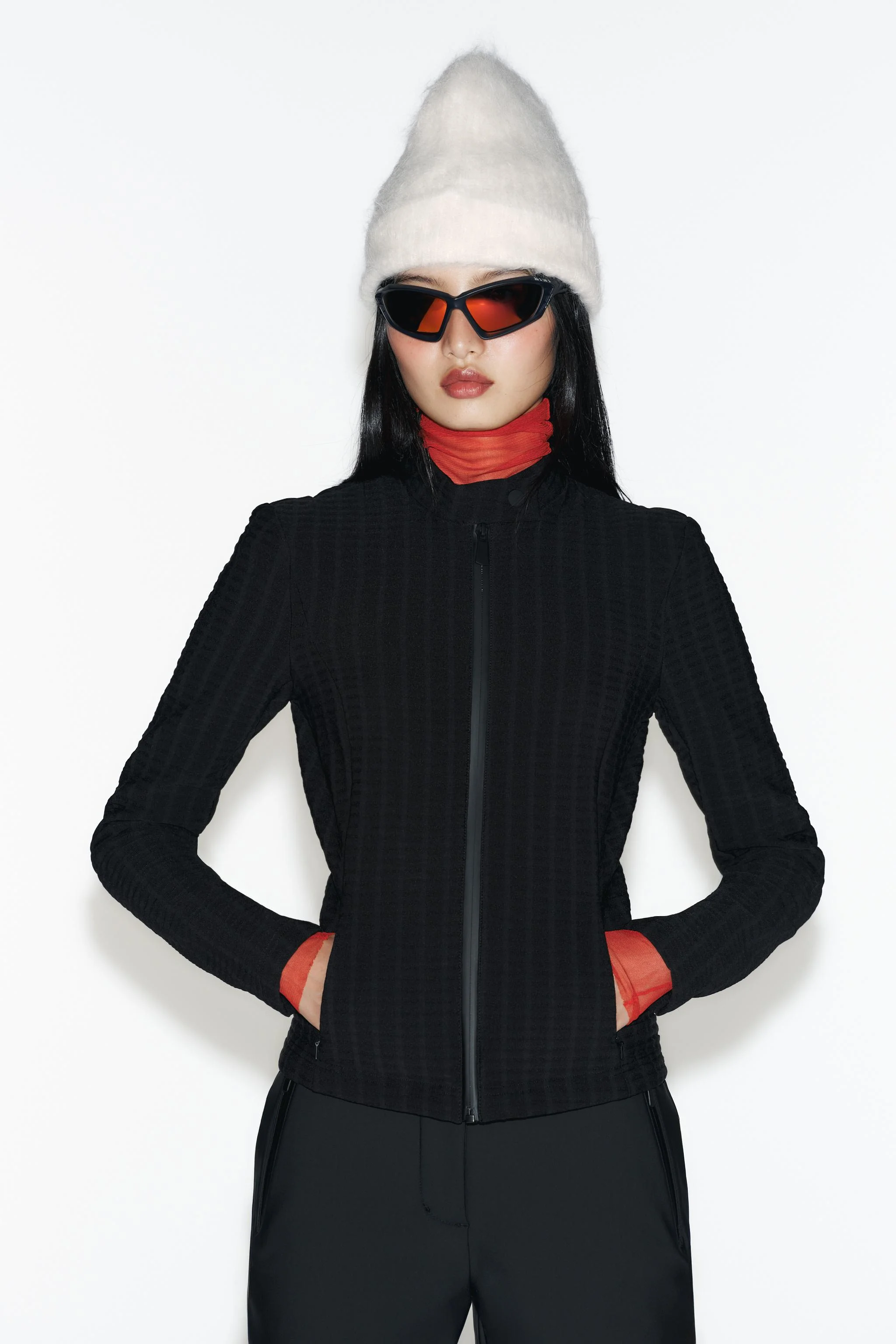 کاپشن سبک و ضد آب مخصوص اسکی با قابلیت تنفس کاپشن سبک و ضد آب مخصوص اسکی با قابلیت تنفس