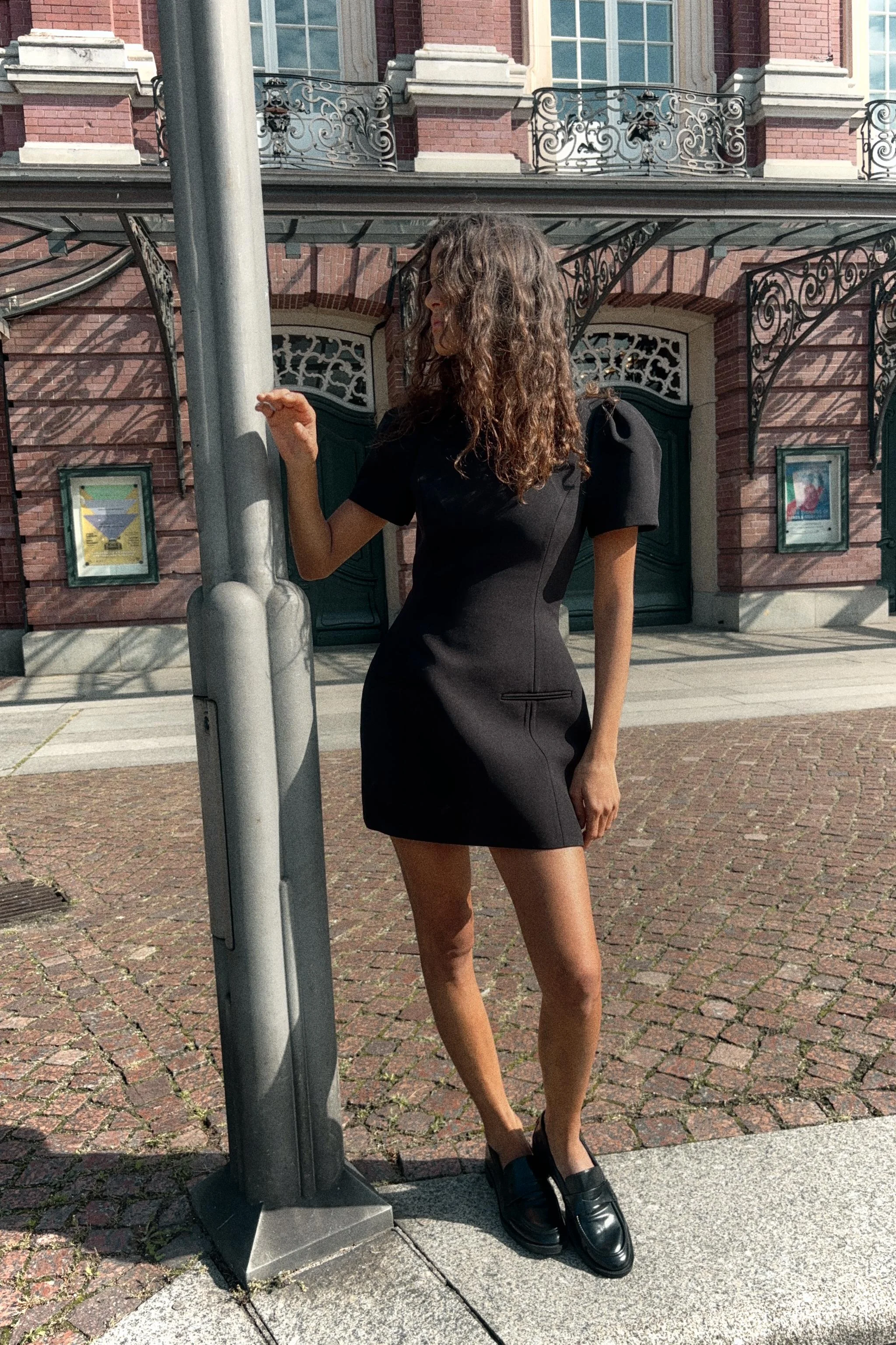 پیراهن کوتاه پلیسه دار با جیب