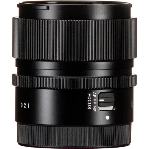 لنز سیگما 90mm f/2.8 DG DN Contemporary برای سونی E لنز سیگما 90mm f/2.8 DG DN Contemporary برای سونی E