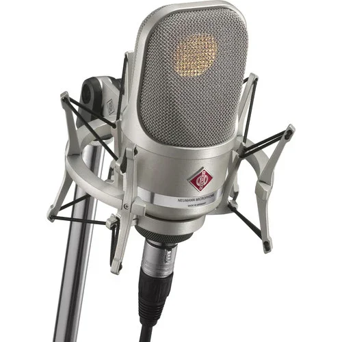 میکروفون کاندنسر دیافراگم بزرگ چند الگویی Neumann TLM 107 Studio Set همراه با لرزه‌گیر (نیکل)