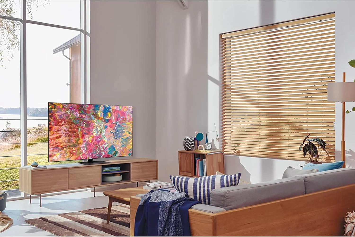 تلویزیون هوشمند 85 اینچ سامسونگ Q80B QLED 4K (مدل 2022) - صدای فراگیر Dolby Atmos با قابلیت ردیابی اشیاء و Alexa داخلی، صفحه نمایش با زاویه دید گسترده با حجم رنگ 100٪، Super Ultrawide Gameview و Multi View