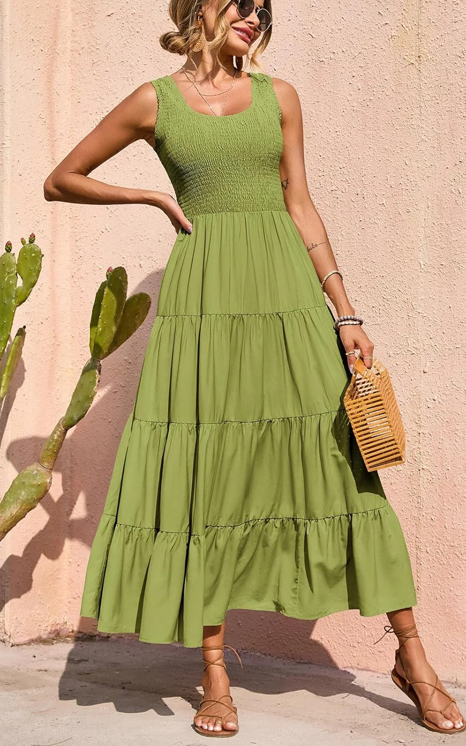 پیراهن زنانه ساحلی بلند بدون آستین مدل Smocked Tank PRETTYGARDEN، مناسب مهمانی و استفاده روزمره، تابستان 2024