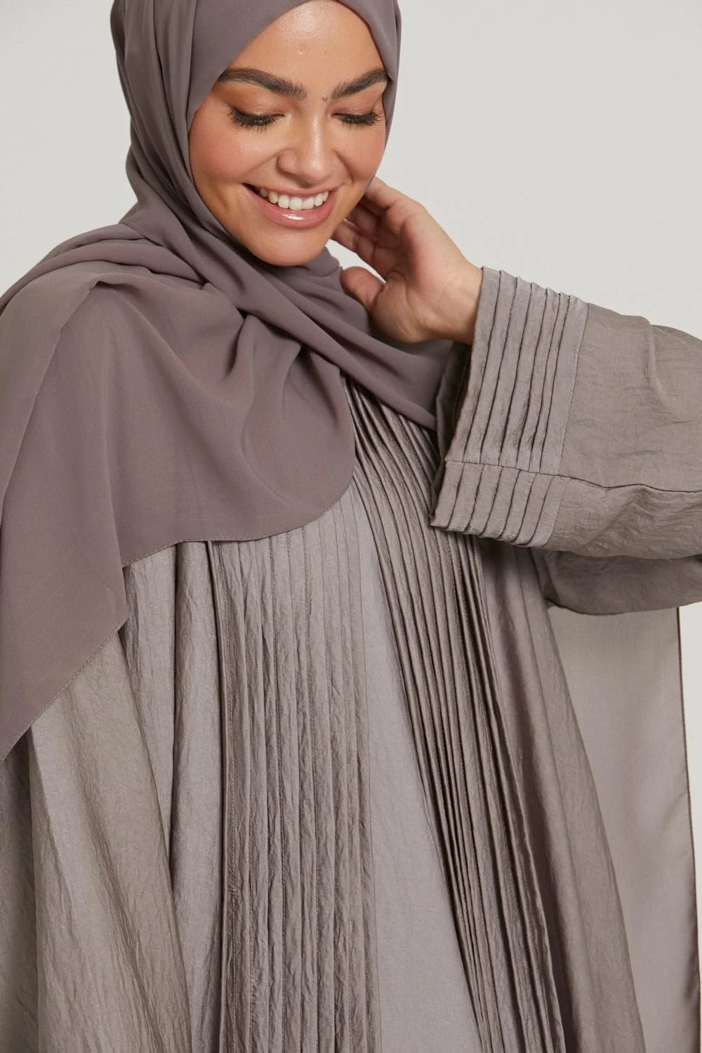 عبا زنانه نوخباء مدل N235A به همراه حجاب