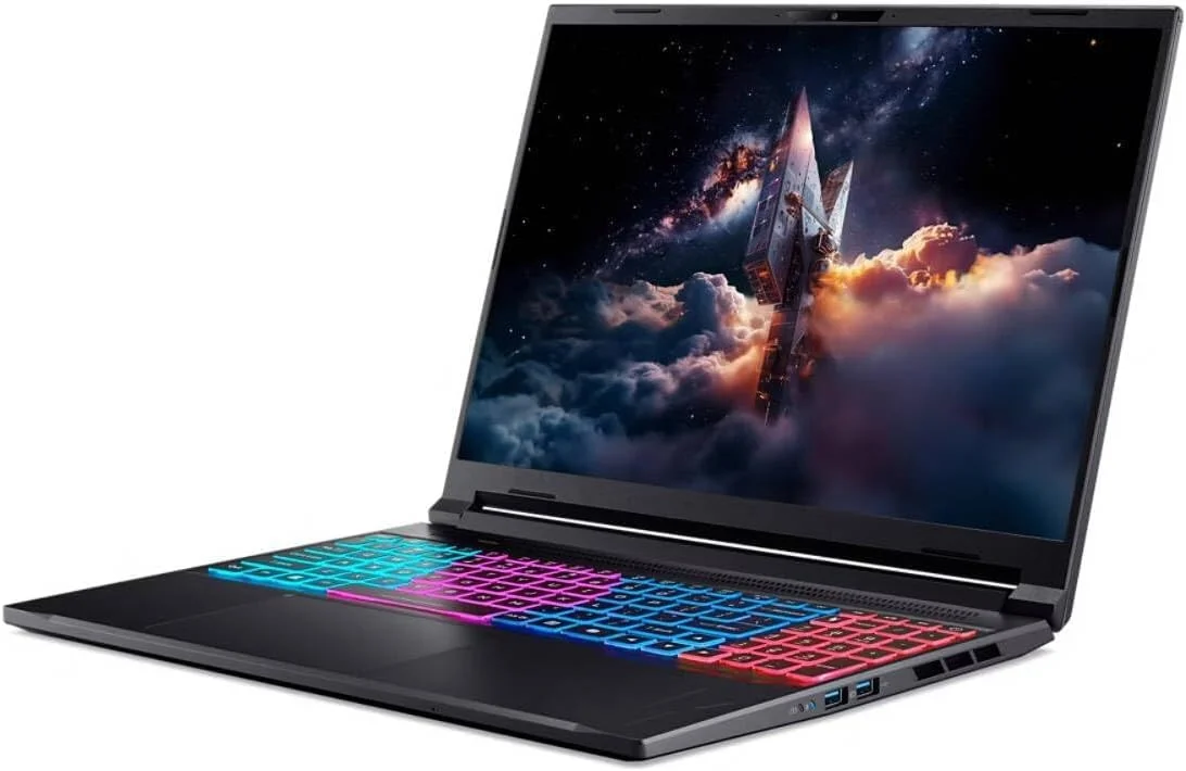 لپ تاپ گیمینگ باریک Acer Nitro V16S با پردازنده نسل چهاردهم Intel Core 9-270H با 14 هسته تا 5.8 گیگاهرتز / 16 گیگابایت رم DDR5 / 1 ترابایت SSD / کارت گرافیک 8 گیگابایتی NVIDIA® GeForce® RTX 5070 / صفحه نمایش 16 اینچی WQXGA IPS 180 هرتز / W11 (ارتقا یافته) / WiFi-6 / کیبورد RGB / مشکی
