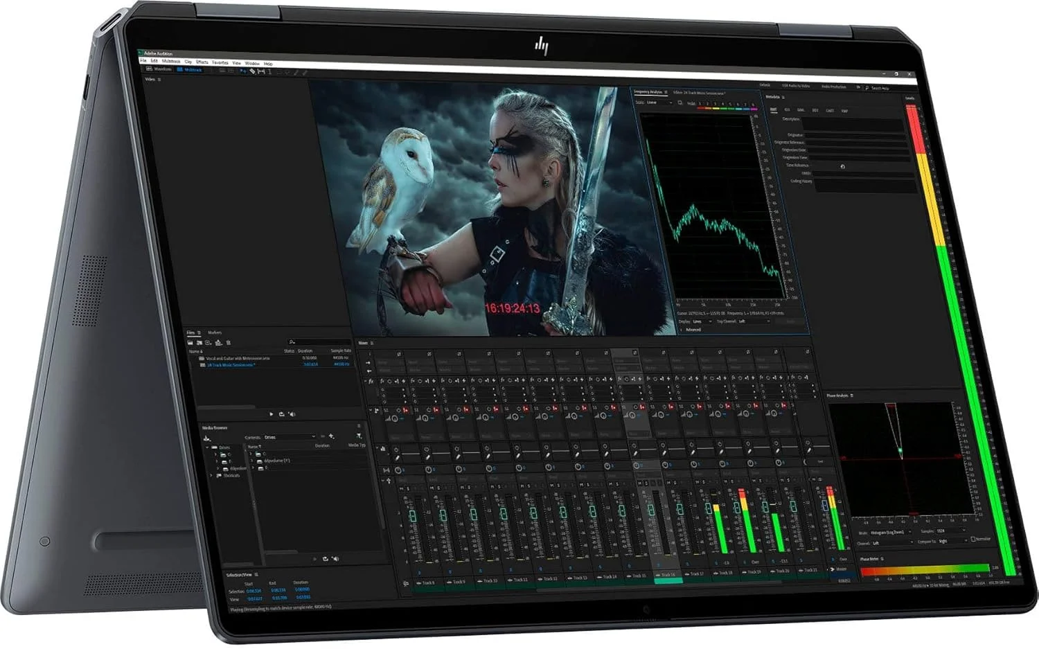 لپ تاپ تاشو HP 14-fh0033dx OmniBook Ultra، صفحه نمایش لمسی 14 اینچی 3K OLED 120 هرتز، پردازنده Intel Core Ultra 9 288V، رم 32 گیگابایتی، حافظه SSD 2 ترابایتی، گرافیک Intel Arc، کیبورد انگلیسی، ویندوز 11 هوم، خاکستری کسوفی
