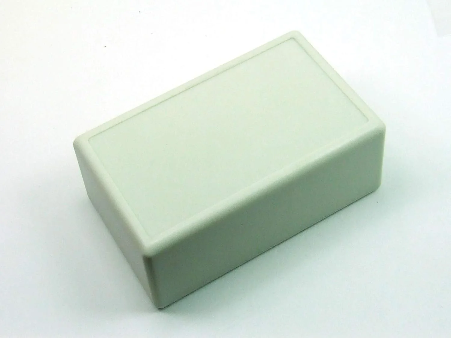 محفظه پلاستیکی خاکستری رنگ پوپسک، ابعاد ۱۰۲x۶۲x۴۱ میلی‌متر، دارای محفظه باتری #A31
