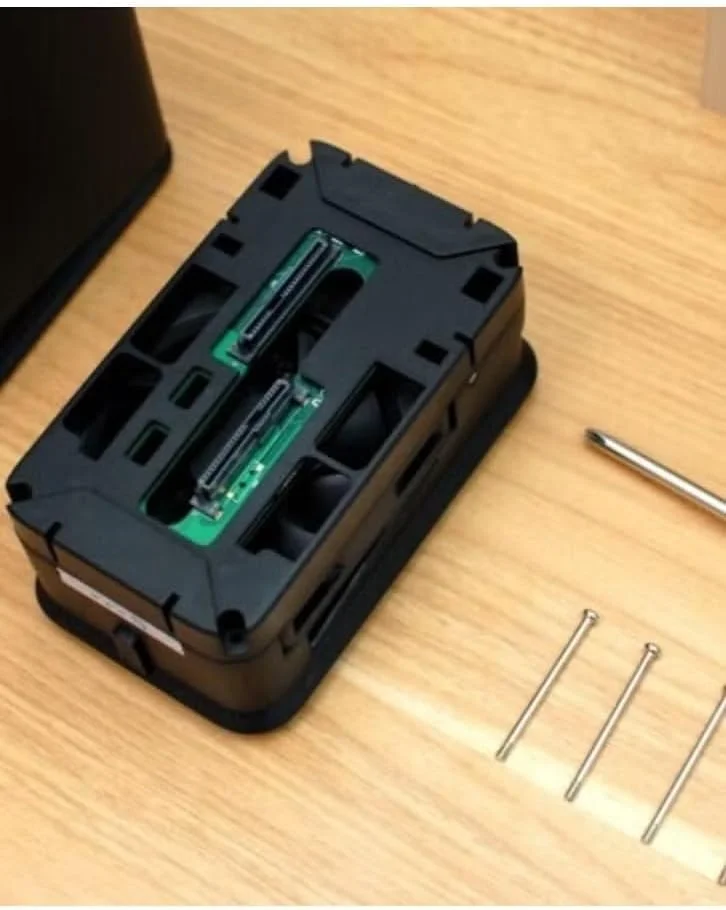 دستگاه ذخیره سازی NAS و ابر خصوصی، محفظه شبکه ای با اتصال برنامه برای خانواده، پروتکل Samba DLNA، پردازنده 4 هسته ای، 2 گیگابایت رم DDR4، 16 گیگابایت eMMC، RAID سخت افزاری، بدون دیسک - Q2C
