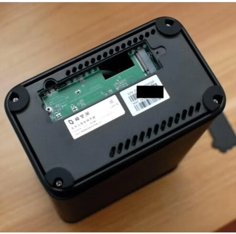 دستگاه ذخیره سازی NAS و ابر خصوصی، محفظه شبکه ای با اتصال برنامه برای خانواده، پروتکل Samba DLNA، پردازنده 4 هسته ای، 2 گیگابایت رم DDR4، 16 گیگابایت eMMC، RAID سخت افزاری، بدون دیسک - Q2C