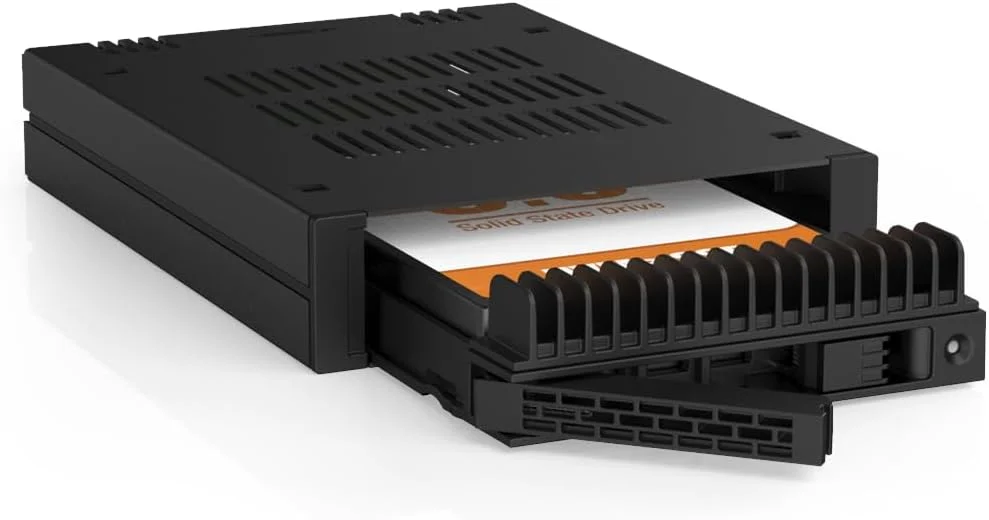 محفظه کشویی ICY DOCK ExpressCage MB741V4P-B برای 1 عدد SSD NVMe U.2/U.3 PCIe 4.0 در جایگاه 3.5 اینچی با طراحی بدون پیچ