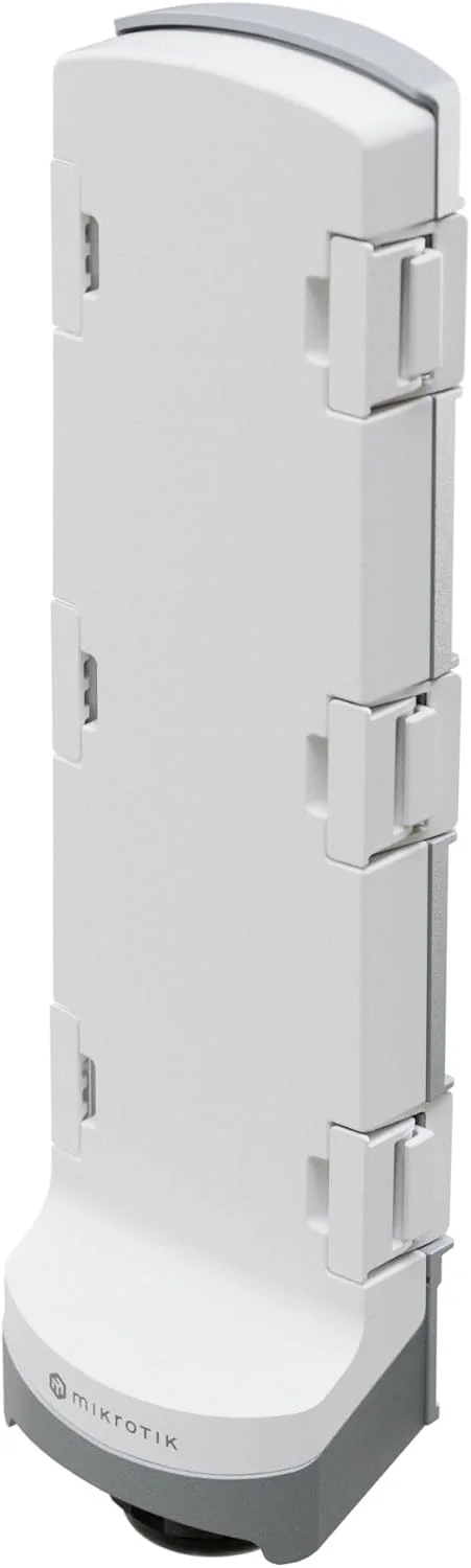 سوئیچ 6 پورت بیرونی MikroTik CSS606-1G-2Gi-3S+Out، دارای 1 پورت گیگابیتی اترنت، 2 پورت ترکیبی گیگابیتی، 3 پورت 10G SFP+، خنک کننده غیرفعال، محفظه ضد آب
