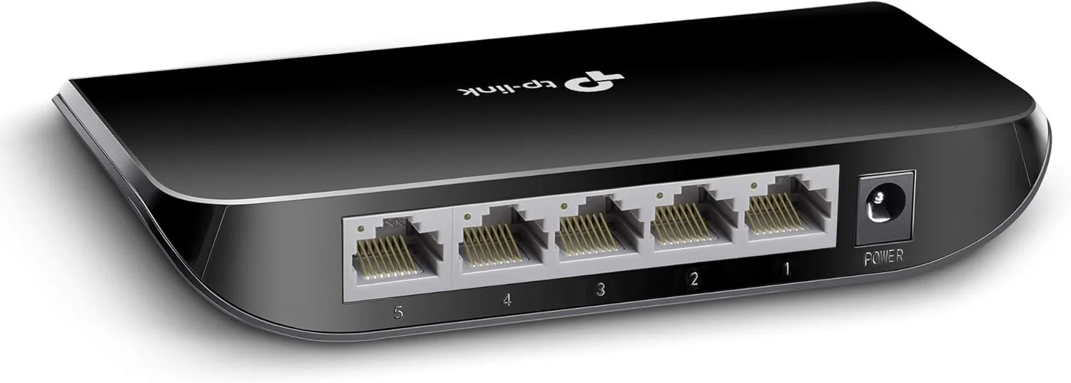 سوییچ شبکه 5 پورت گیگابیتی TP-Link | اتصال و استفاده آسان | قابل نصب روی میز یا دیوار | بدنه پلاستیکی | بدون فن | بهینه سازی ترافیک | غیر مدیریتی (TL-SG1005D)، مشکی