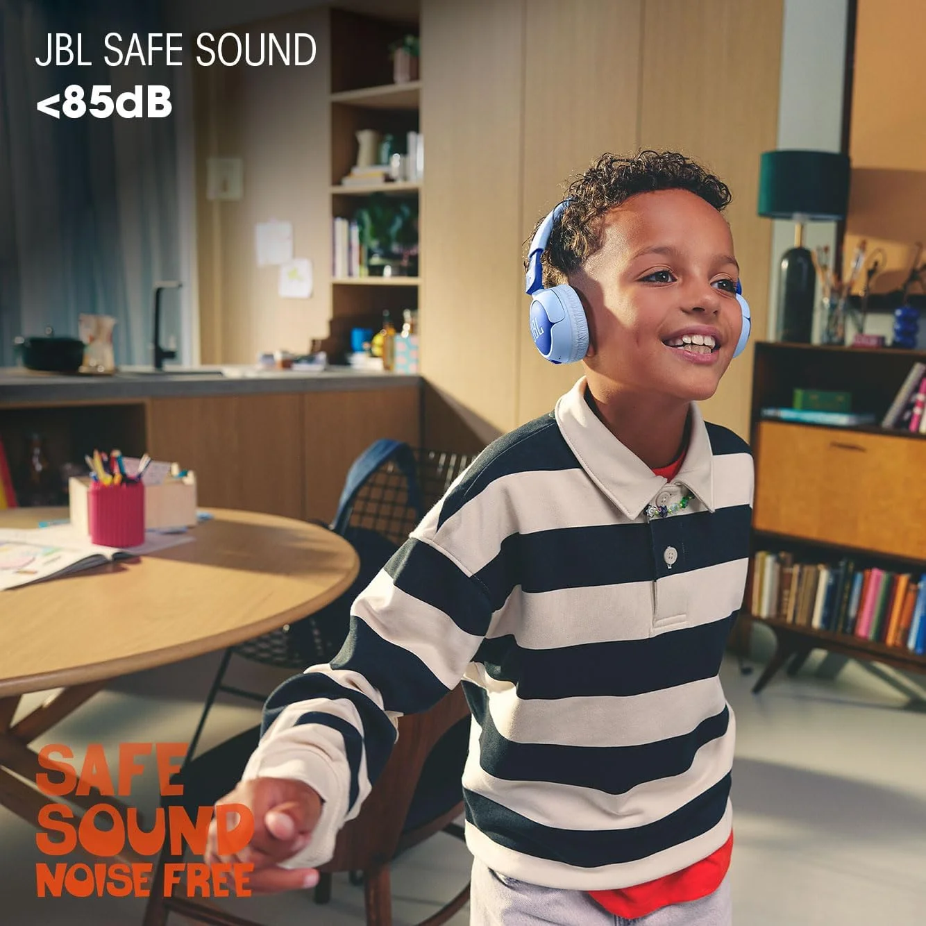 هدفون بی‌سیم بلوتوثی روگوشی JBL Junior 320 BT با میکروفون داخلی برای کودکان، 50 ساعت پخش، صدای ایمن، صدای کم، کاربری آسان و مجموعه برچسب، آبی - JBLJR320BTBLU